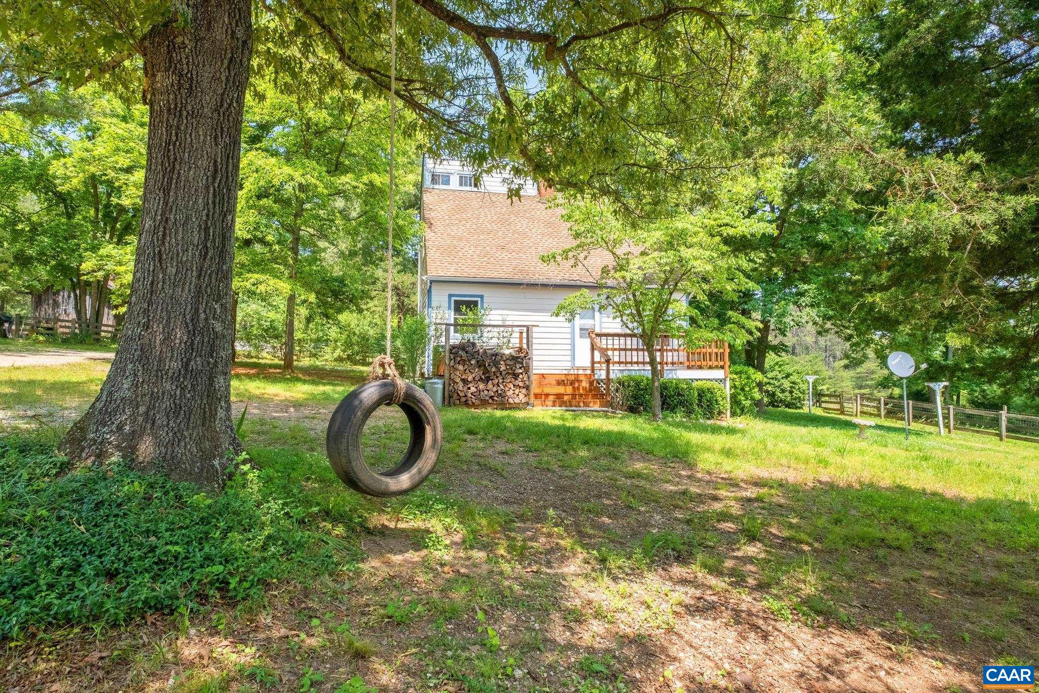 2601 FALLING ROCK DR