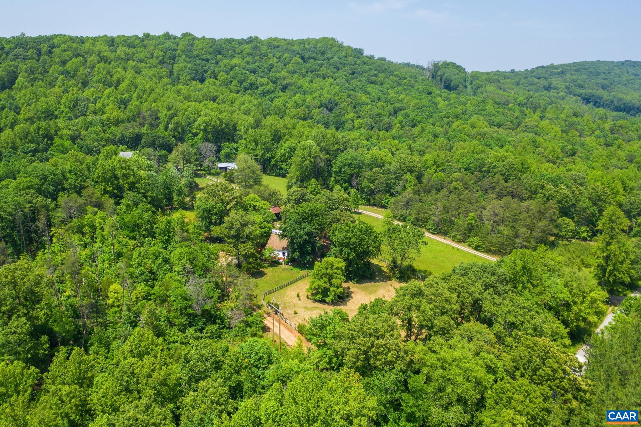 2601 FALLING ROCK DR