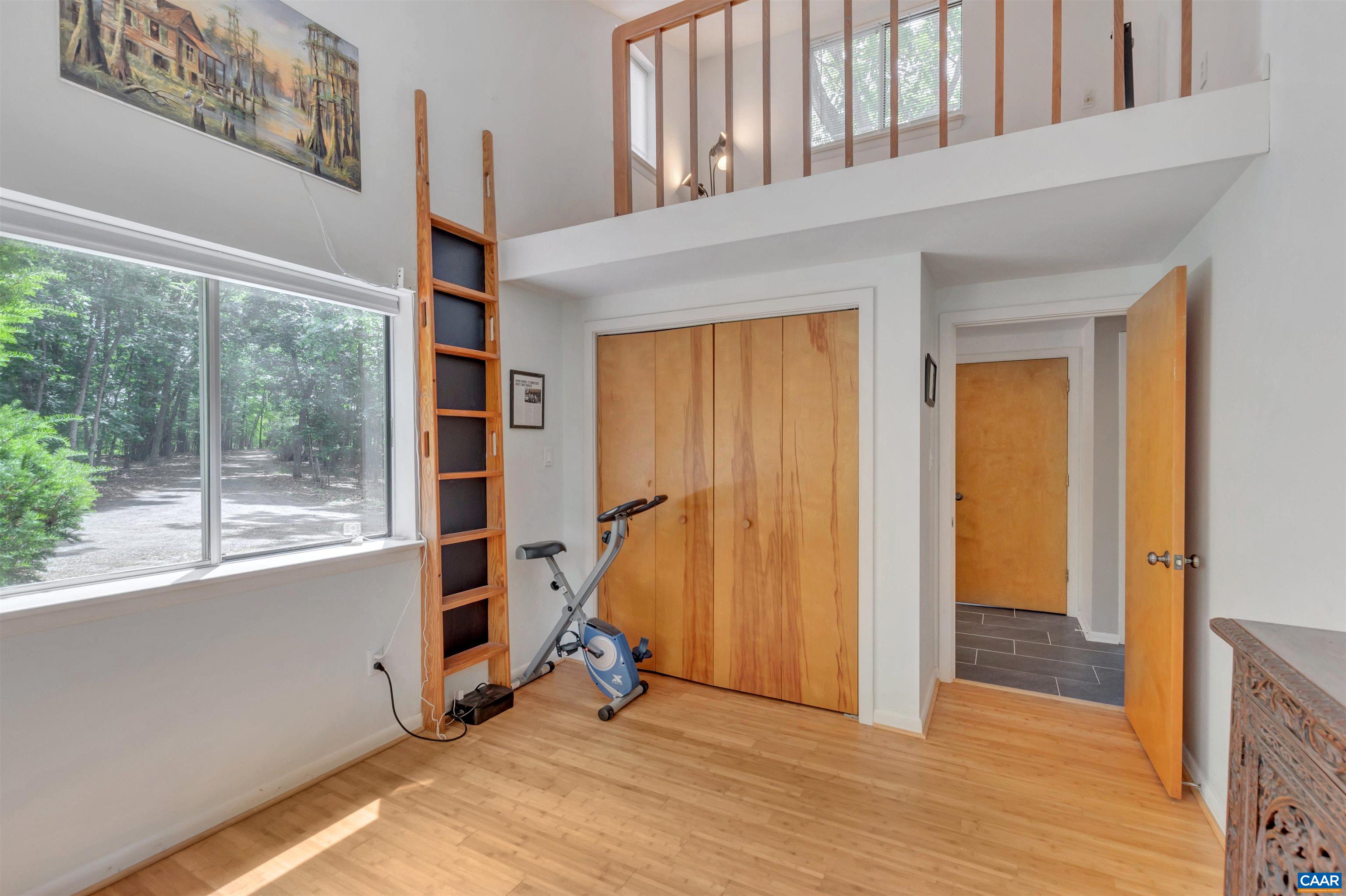 299 HORSLEY LN