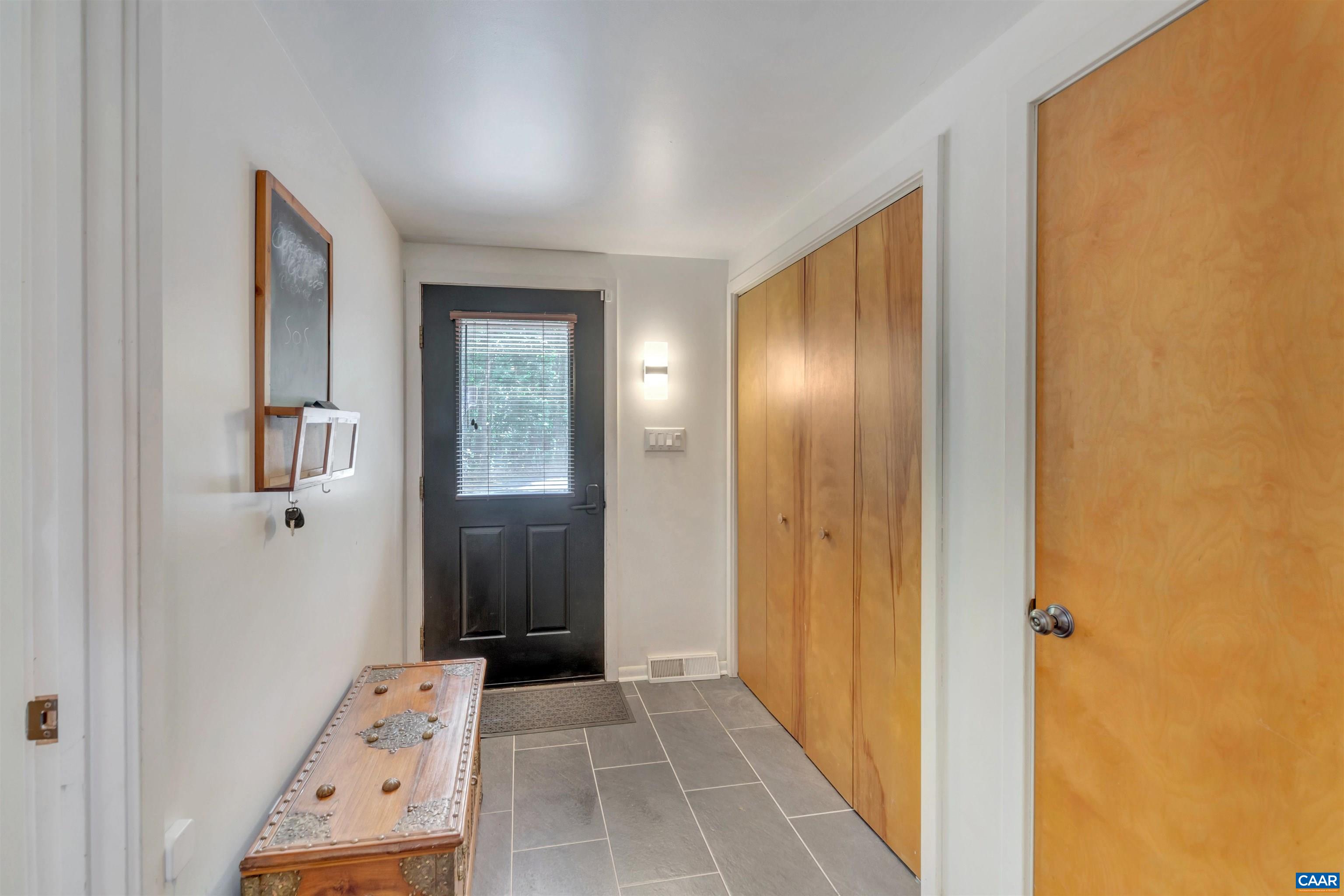 299 HORSLEY LN