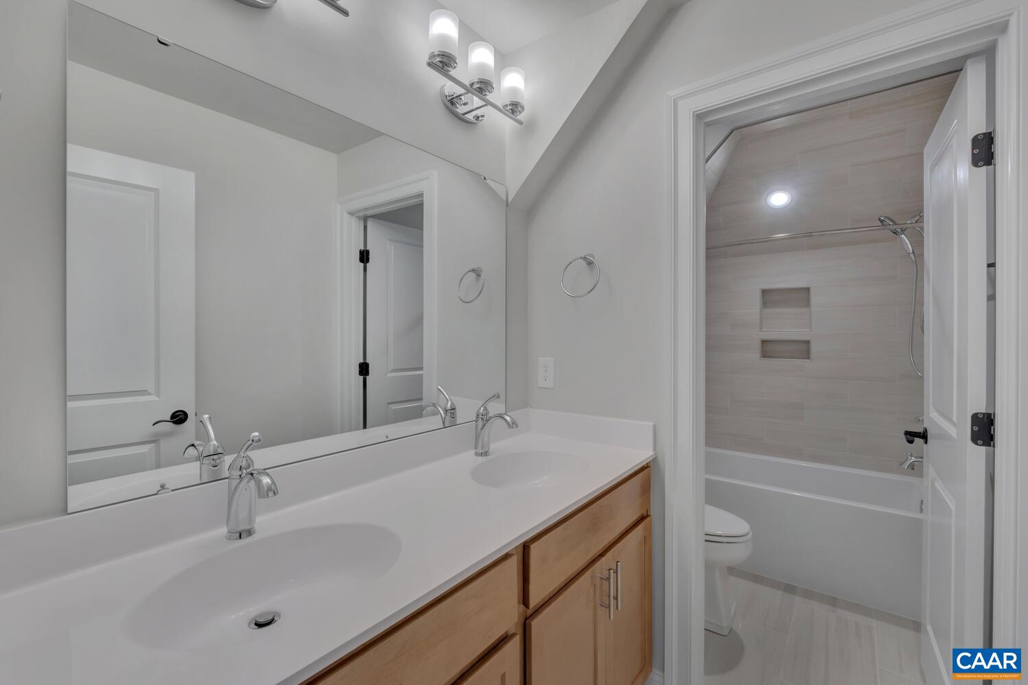 4029 MARIE CURIE CT