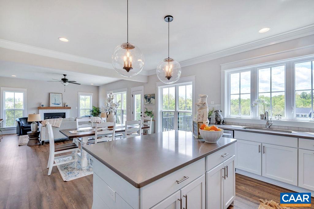 1445 THOMPSON FARM RD