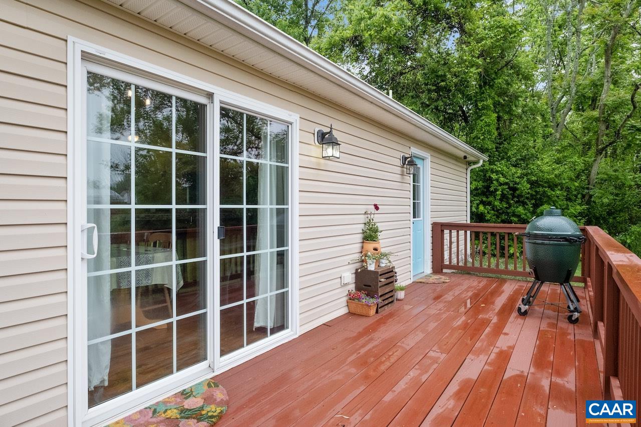 2039 HOWARDSVILLE TPKE