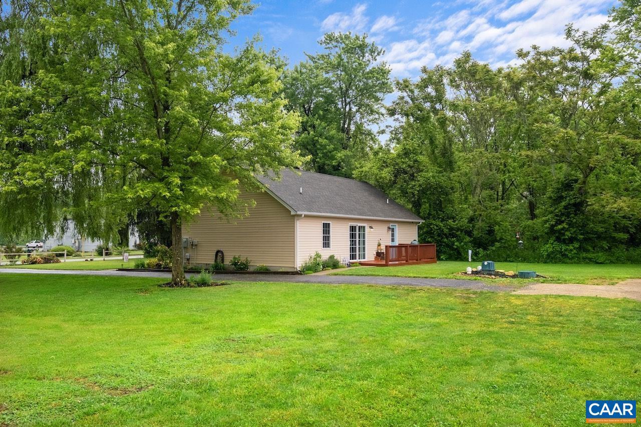 2039 HOWARDSVILLE TPKE