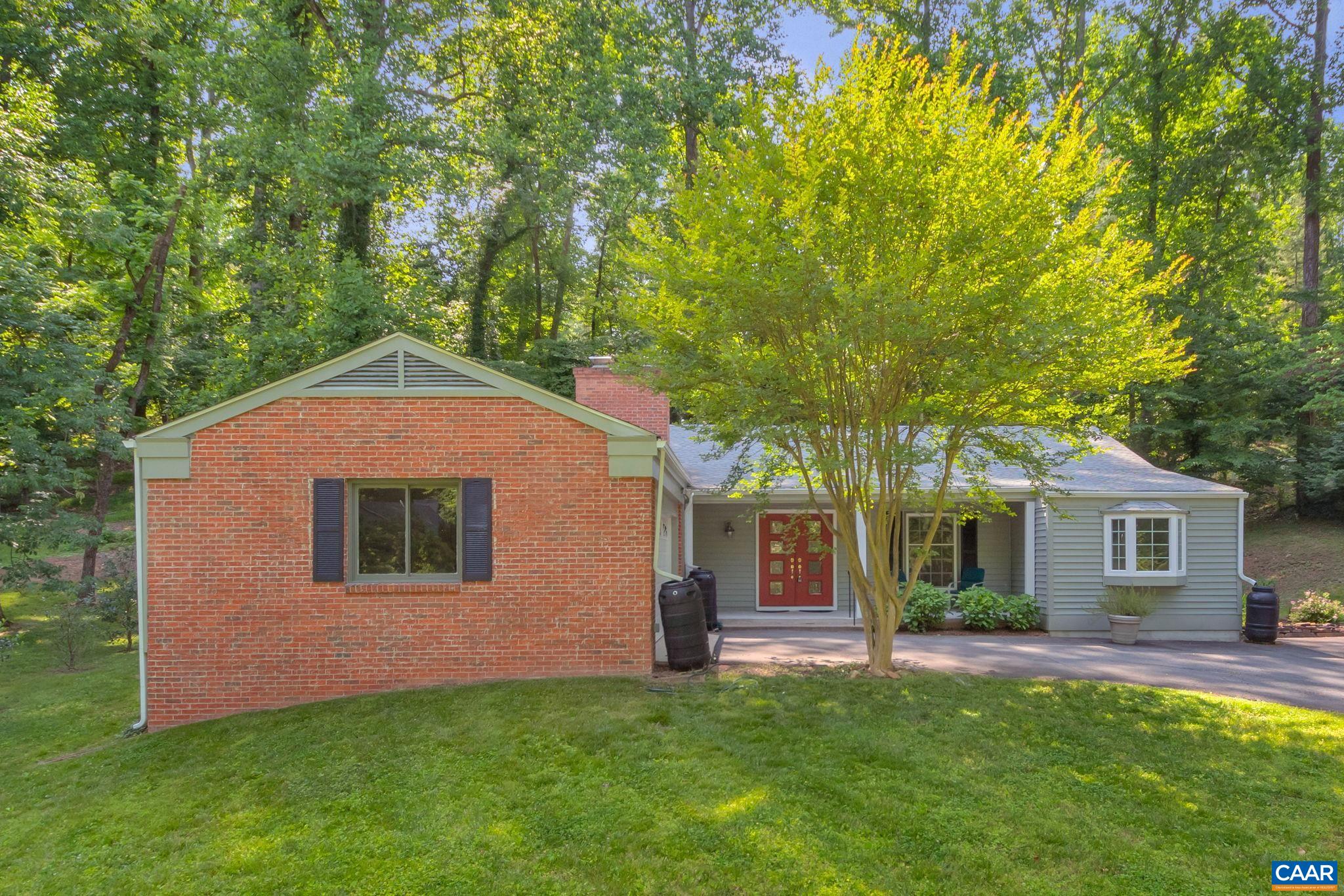 1829 BRANDYWINE DR