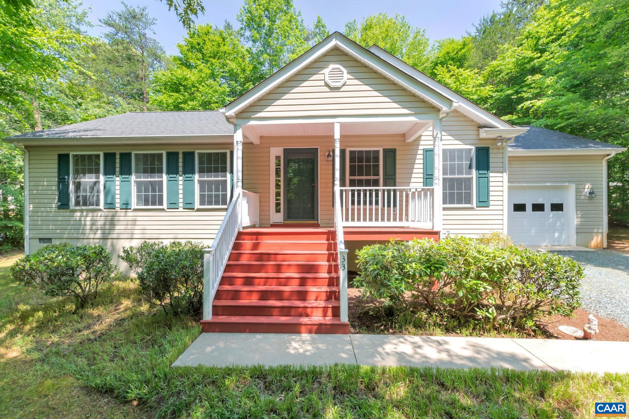 33 JENNINGS DR