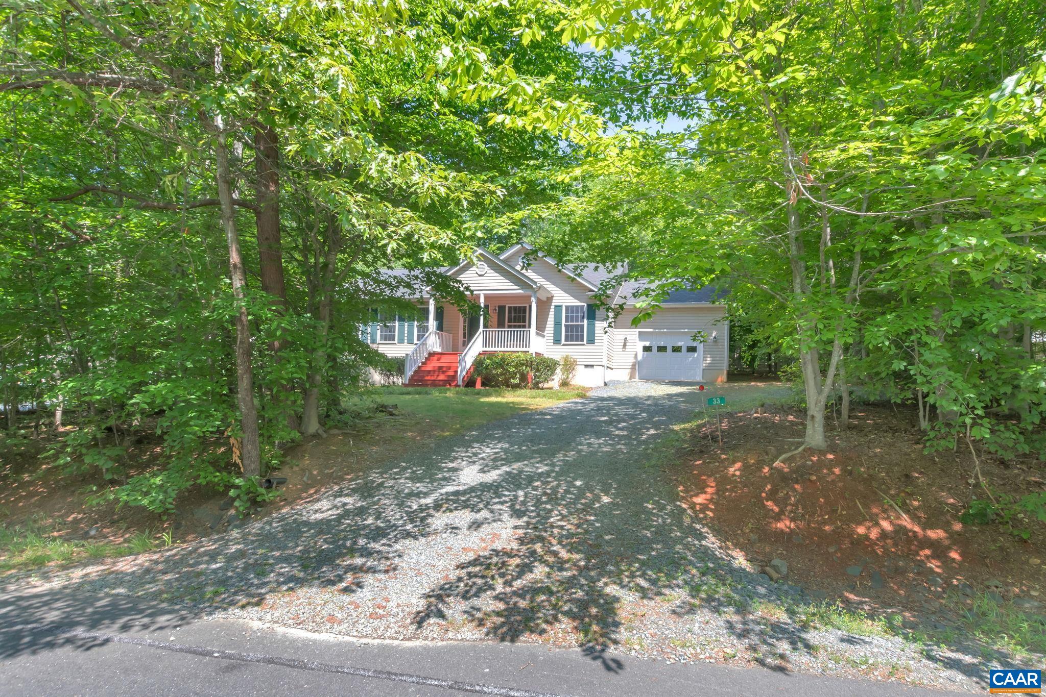 33 JENNINGS DR