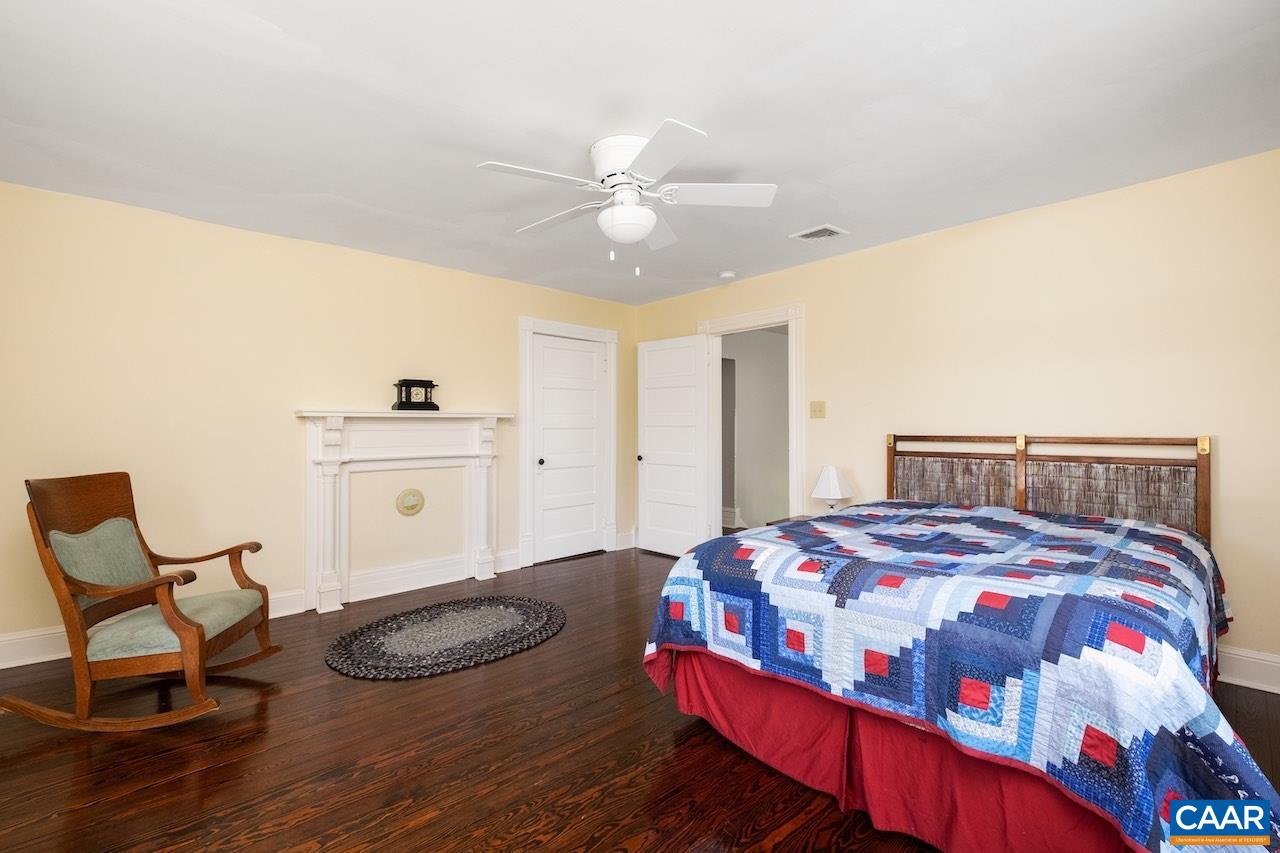 134 POPLAR FLATS RD