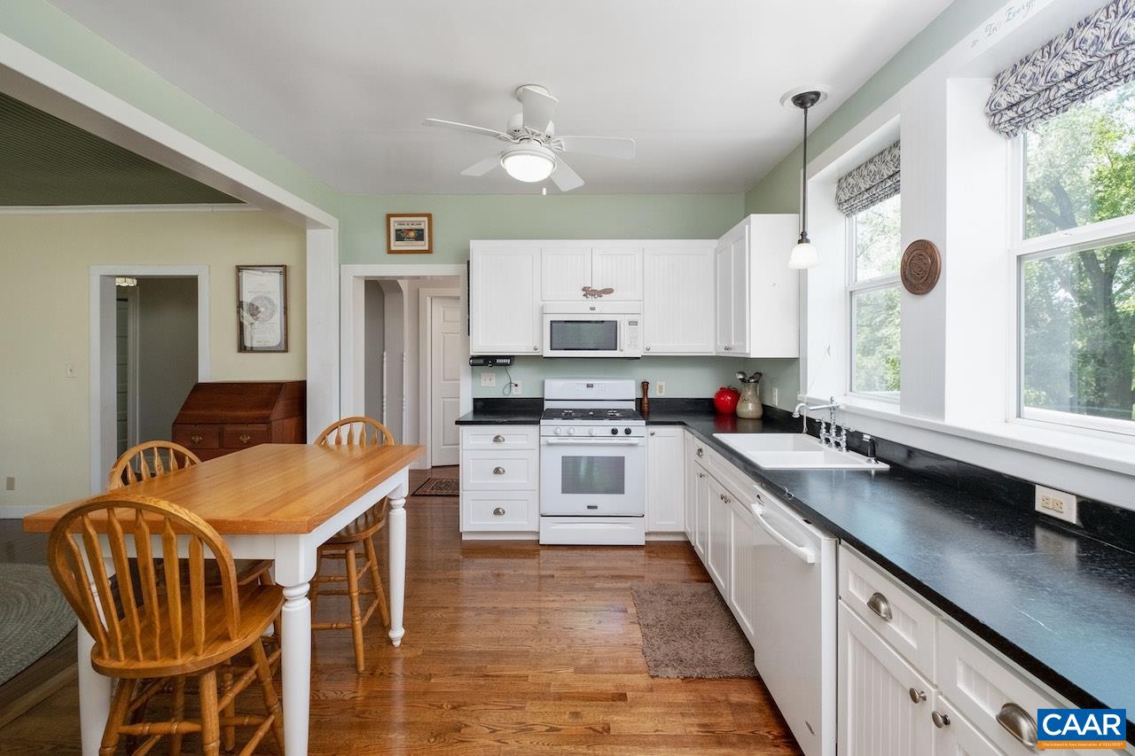 134 POPLAR FLATS RD