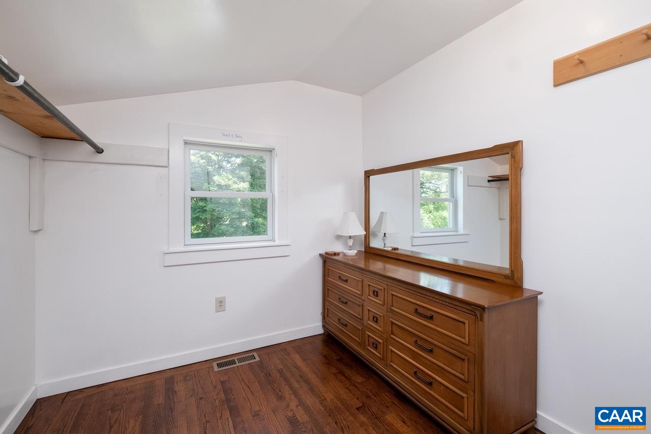 134 POPLAR FLATS RD