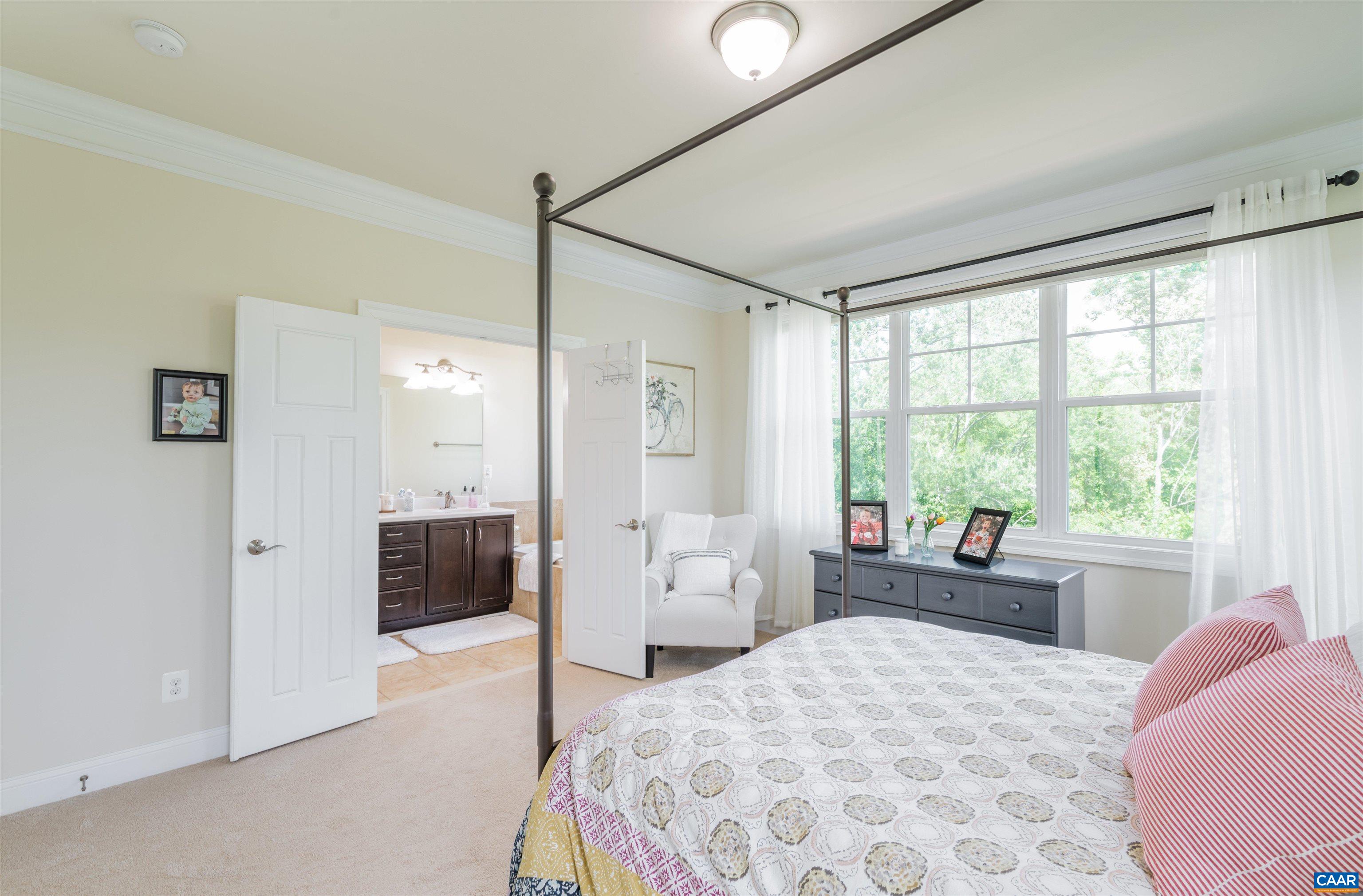 2940 TEMPLEHOF CT