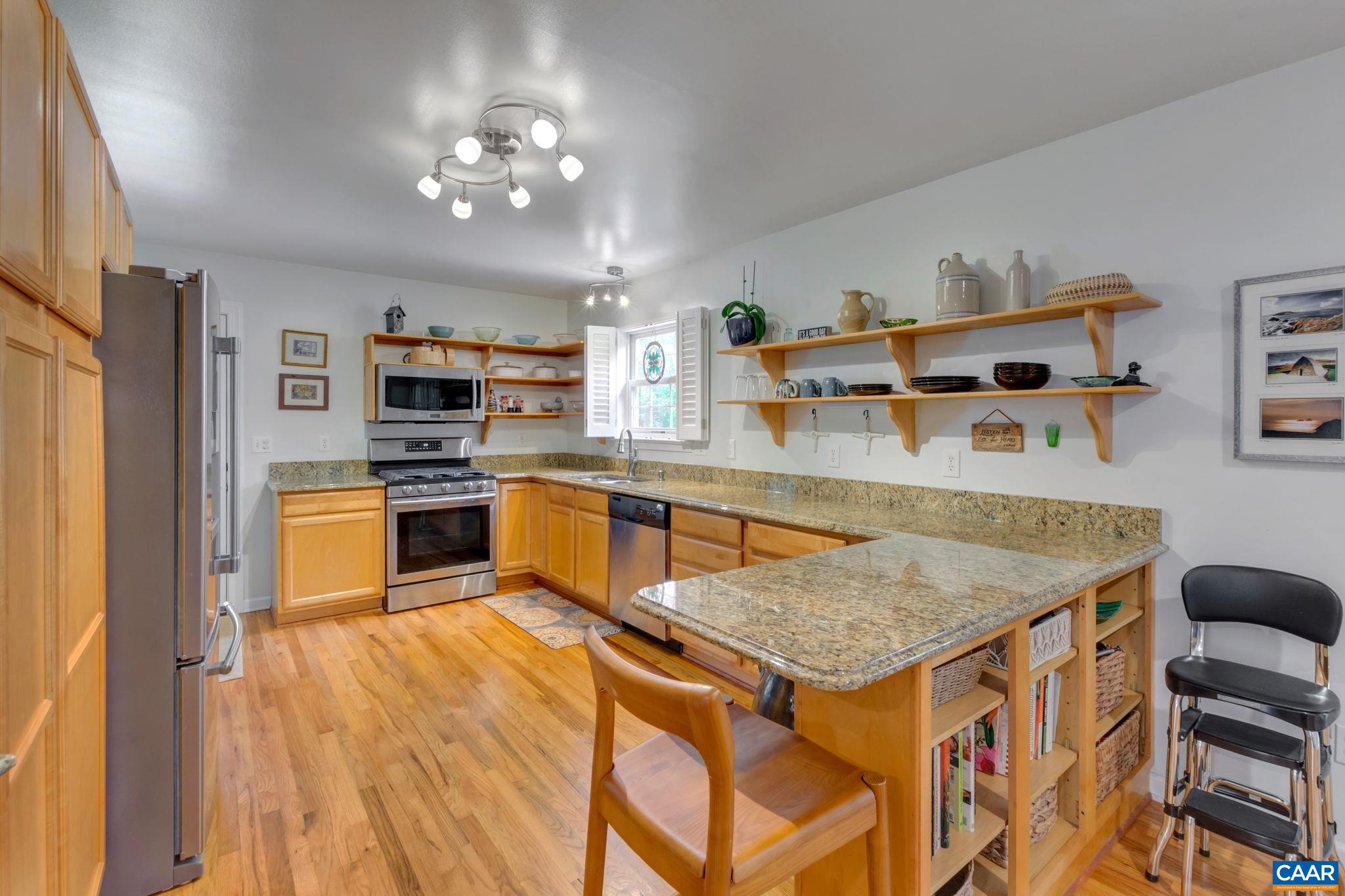 161 LARKSPUR CT