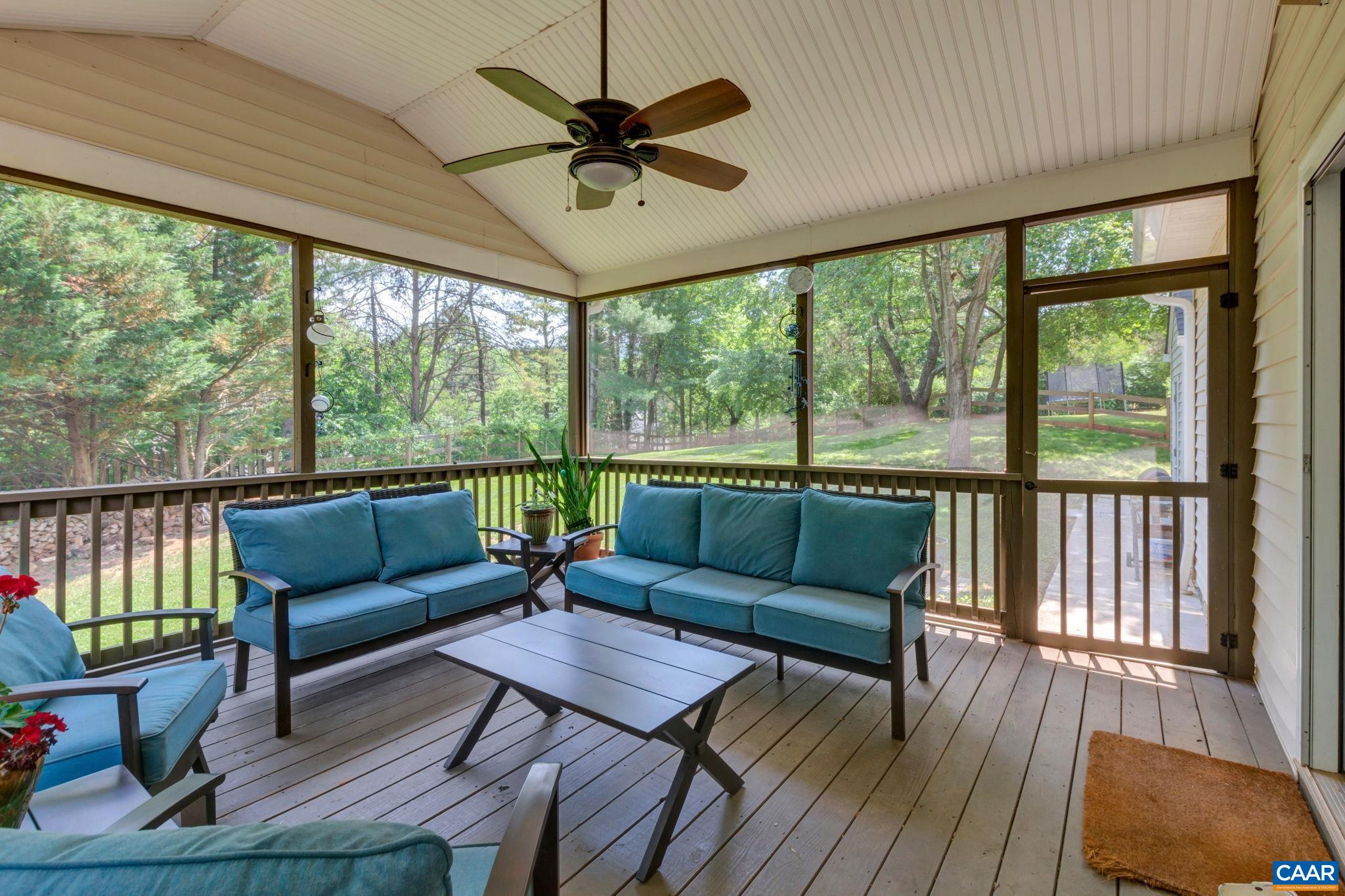 161 LARKSPUR CT
