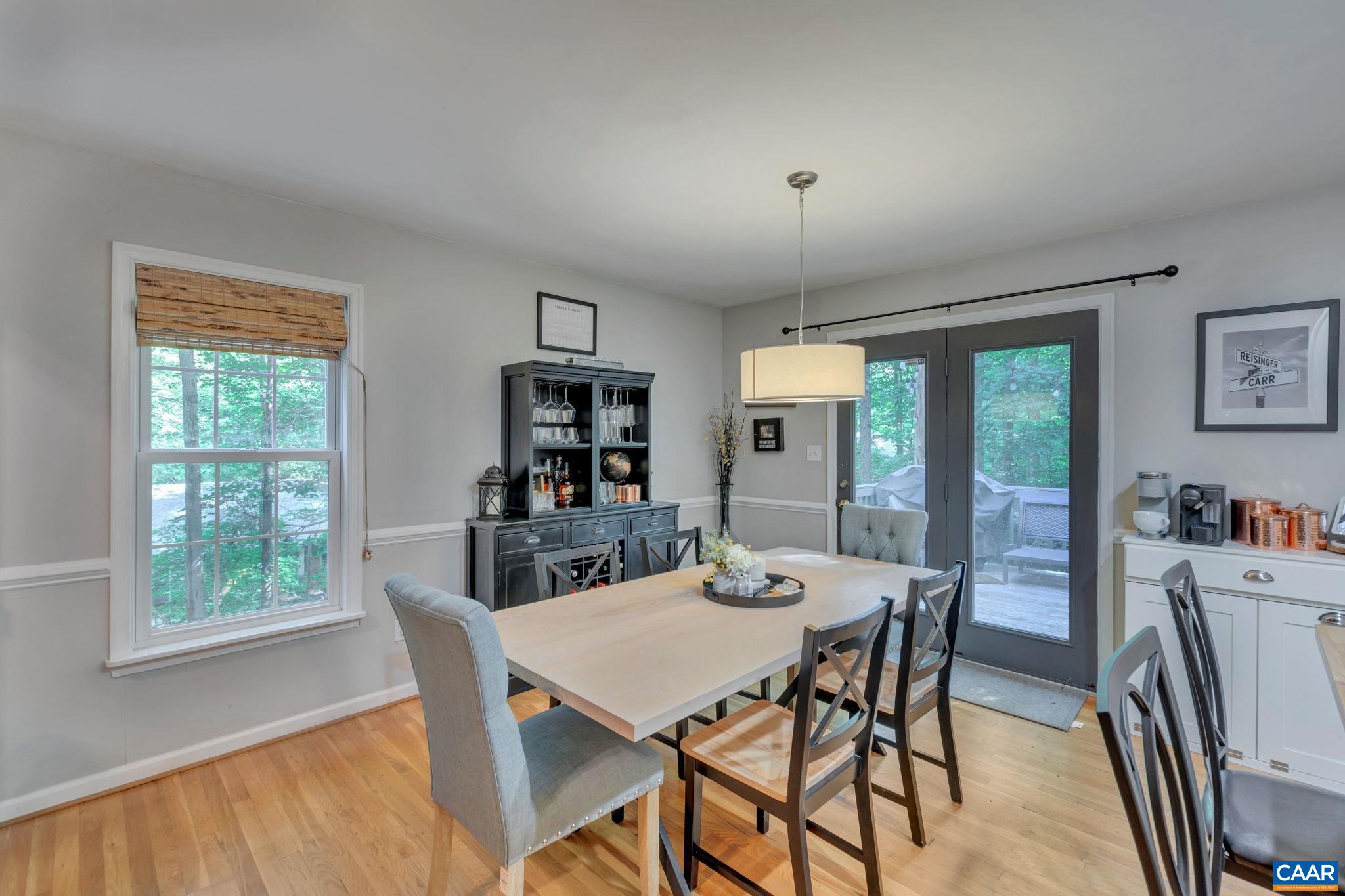 9 COLONIAL RD