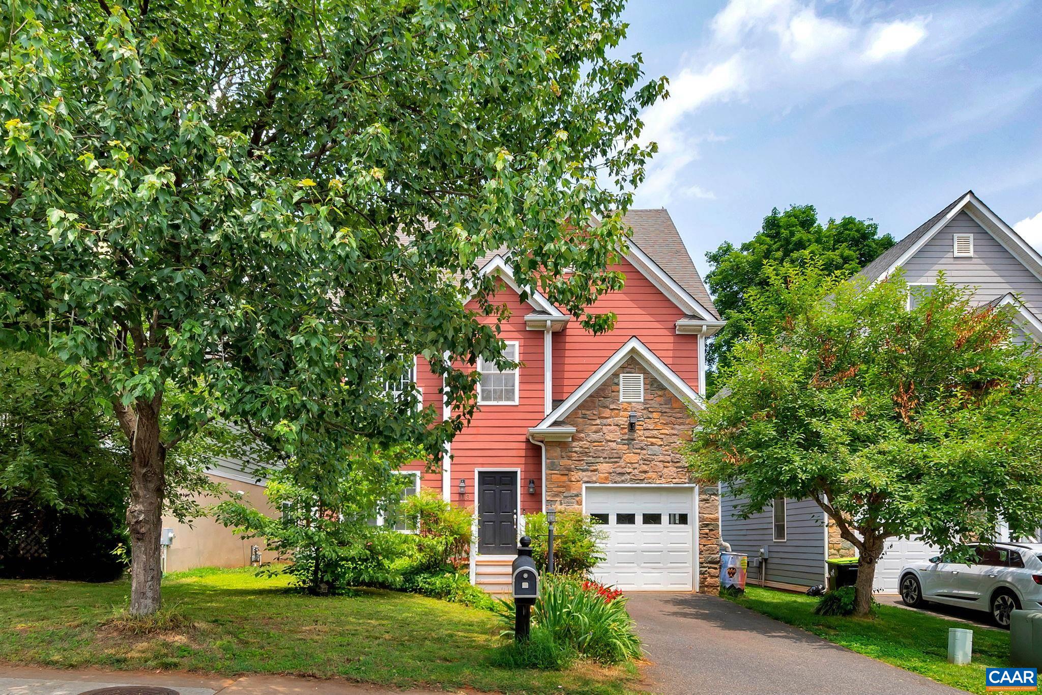 113 BLINCOE LN