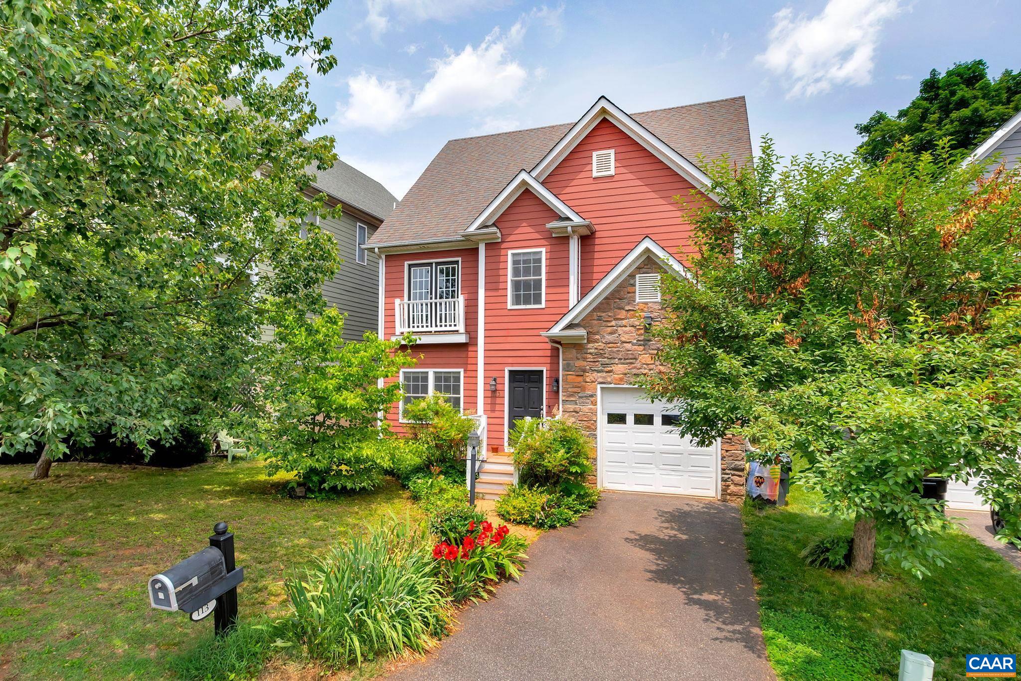 113 BLINCOE LN