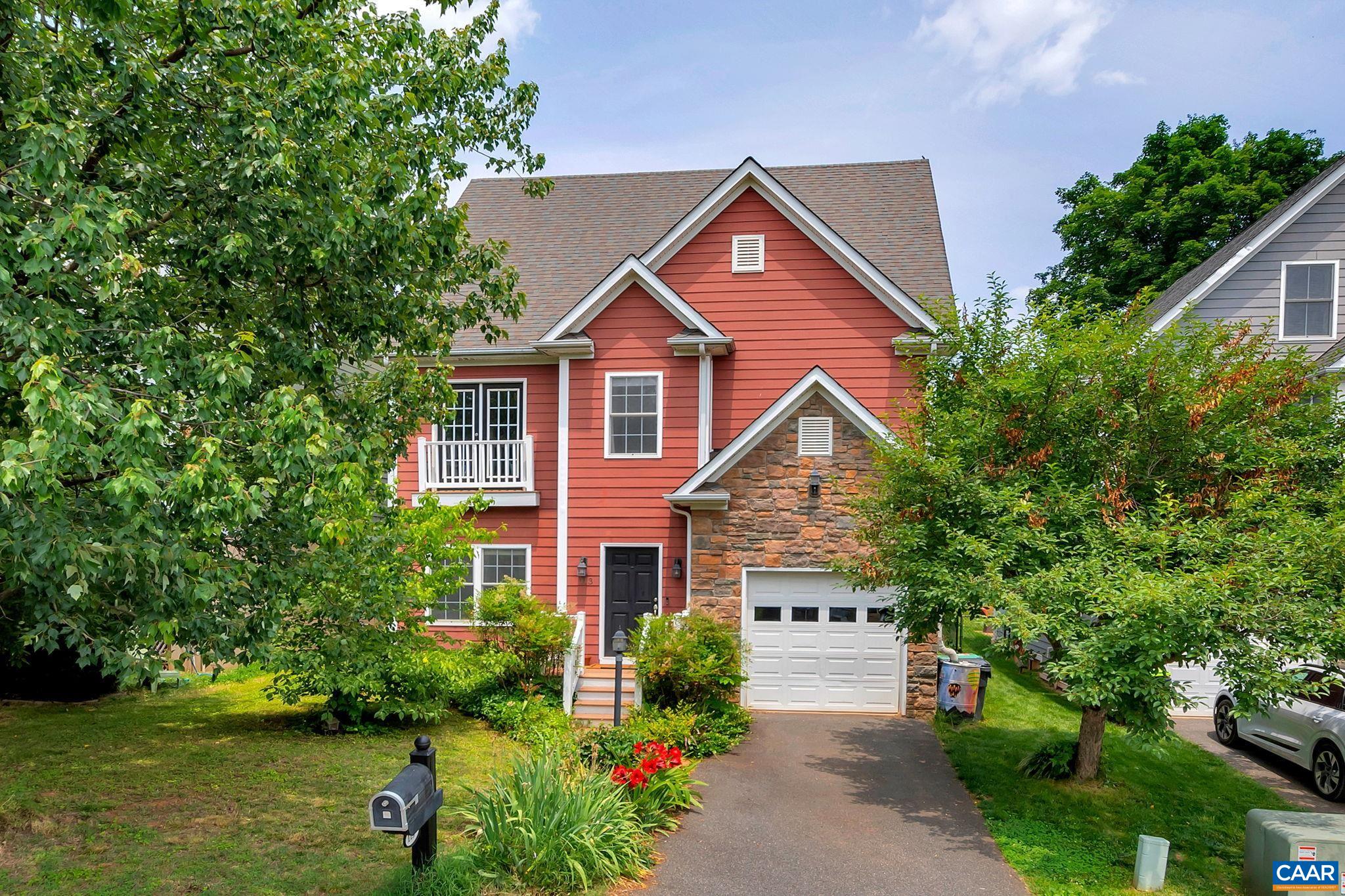 113 BLINCOE LN