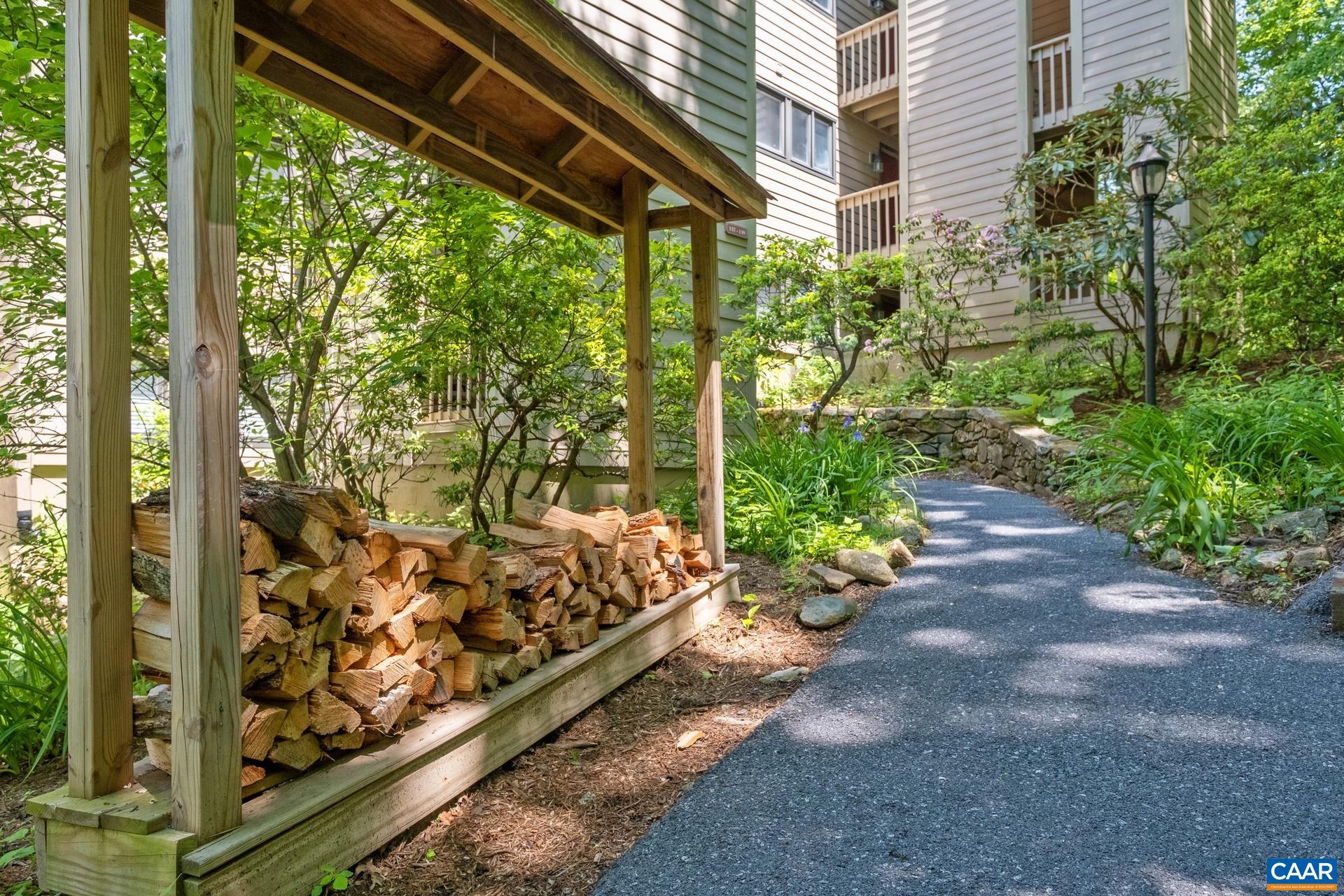 136 EAGLES CT CONDOS Unit: 136