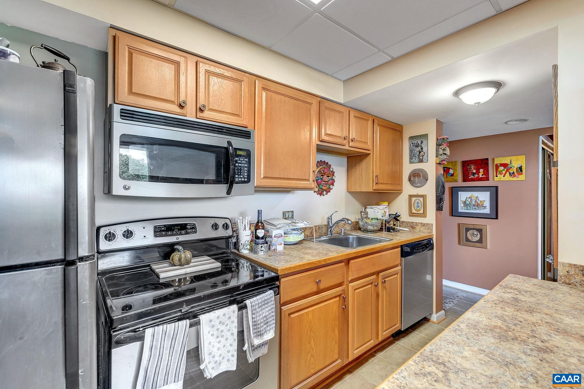 1800 JEFFERSON PARK AVE Unit: 903