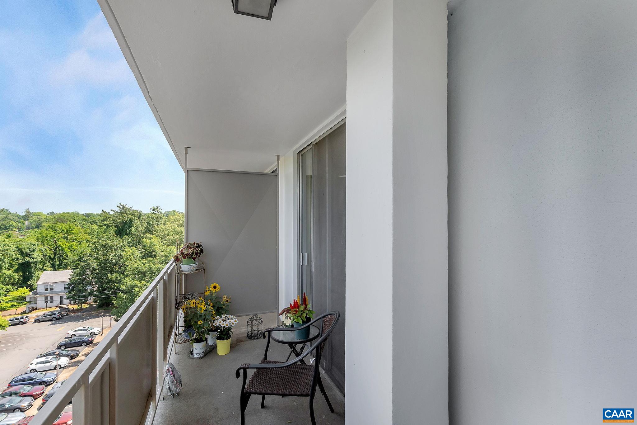 1800 JEFFERSON PARK AVE Unit: 903