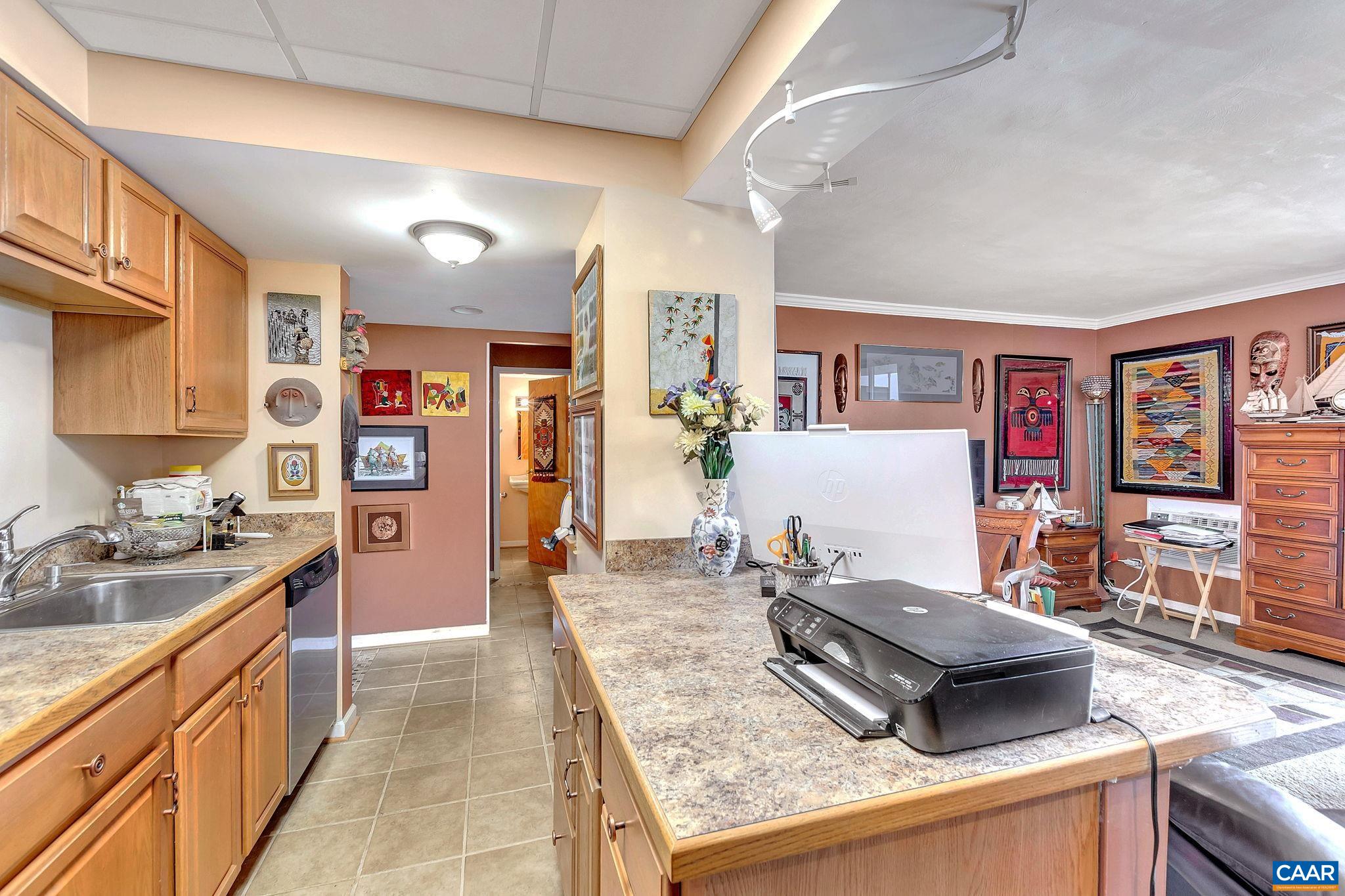 1800 JEFFERSON PARK AVE Unit: 903