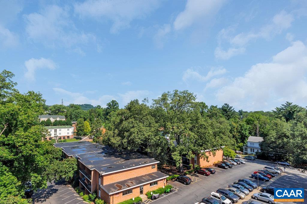 1800 JEFFERSON PARK AVE Unit: 903
