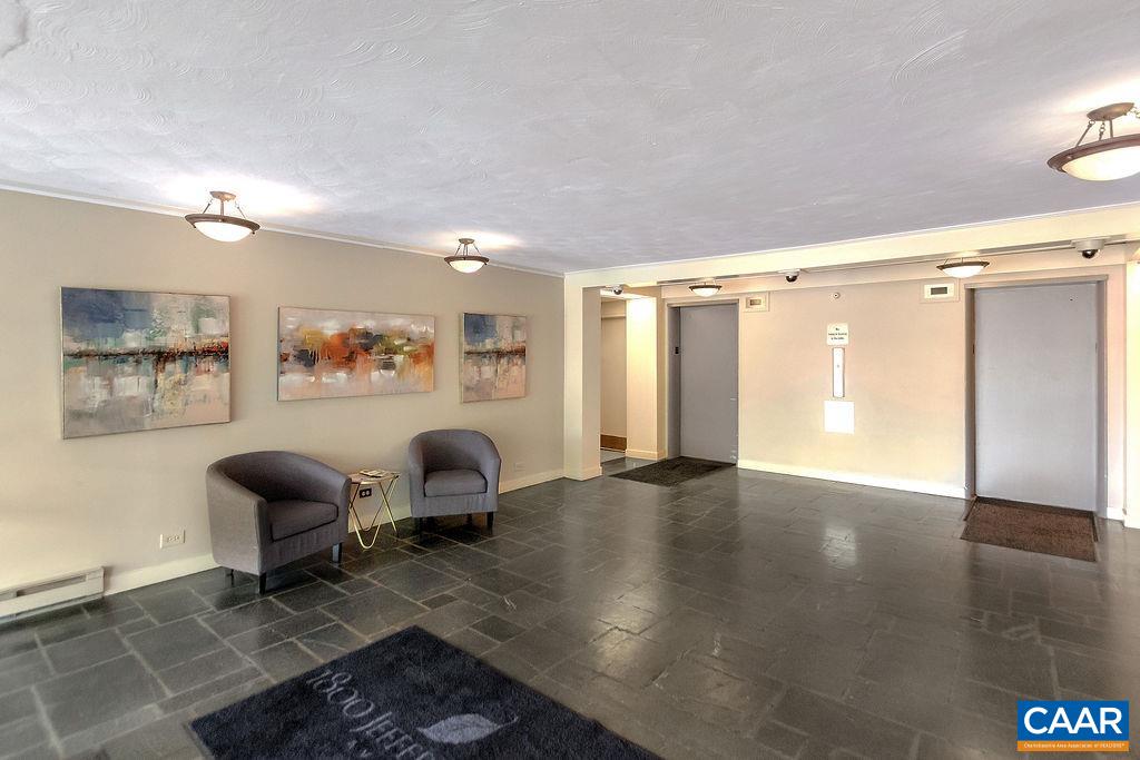1800 JEFFERSON PARK AVE Unit: 903