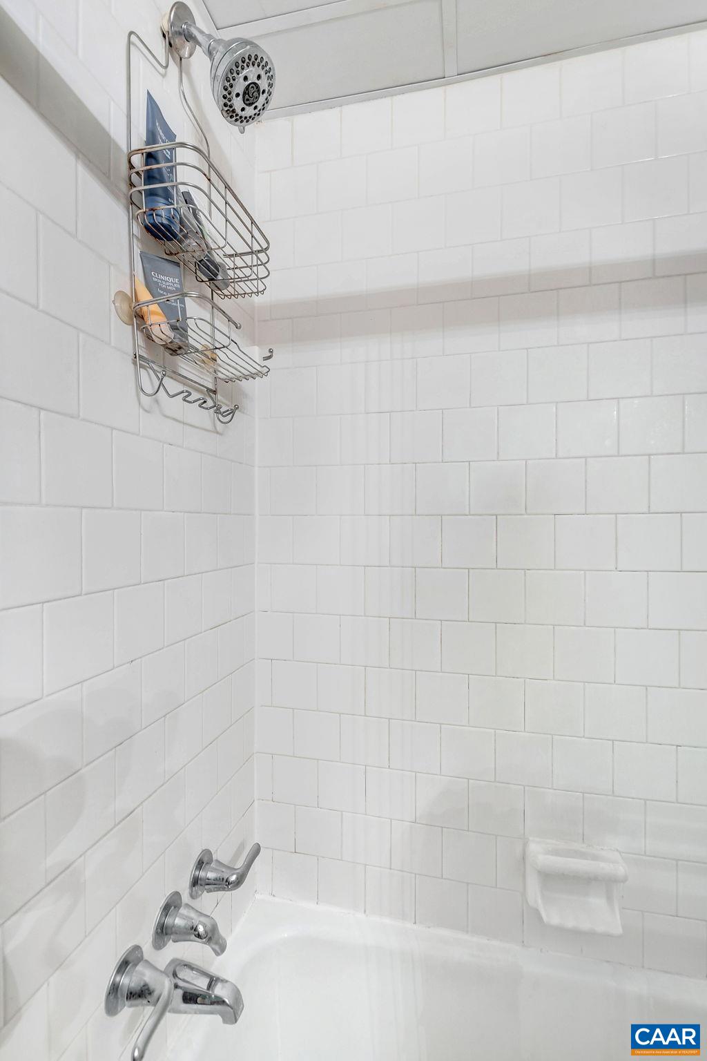 1800 JEFFERSON PARK AVE Unit: 903
