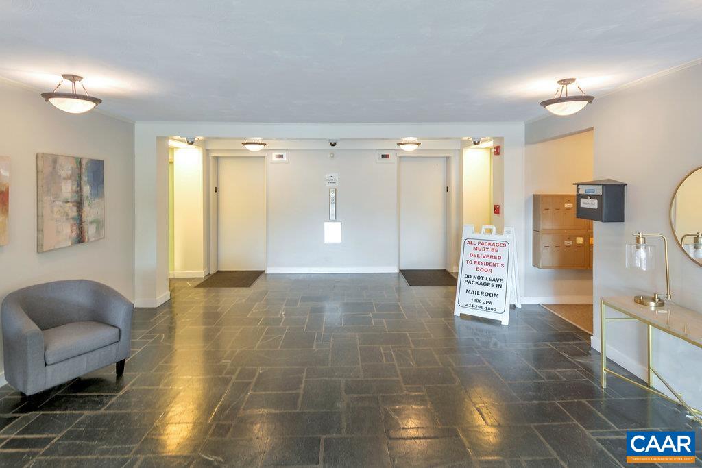 1800 JEFFERSON PARK AVE Unit: 903