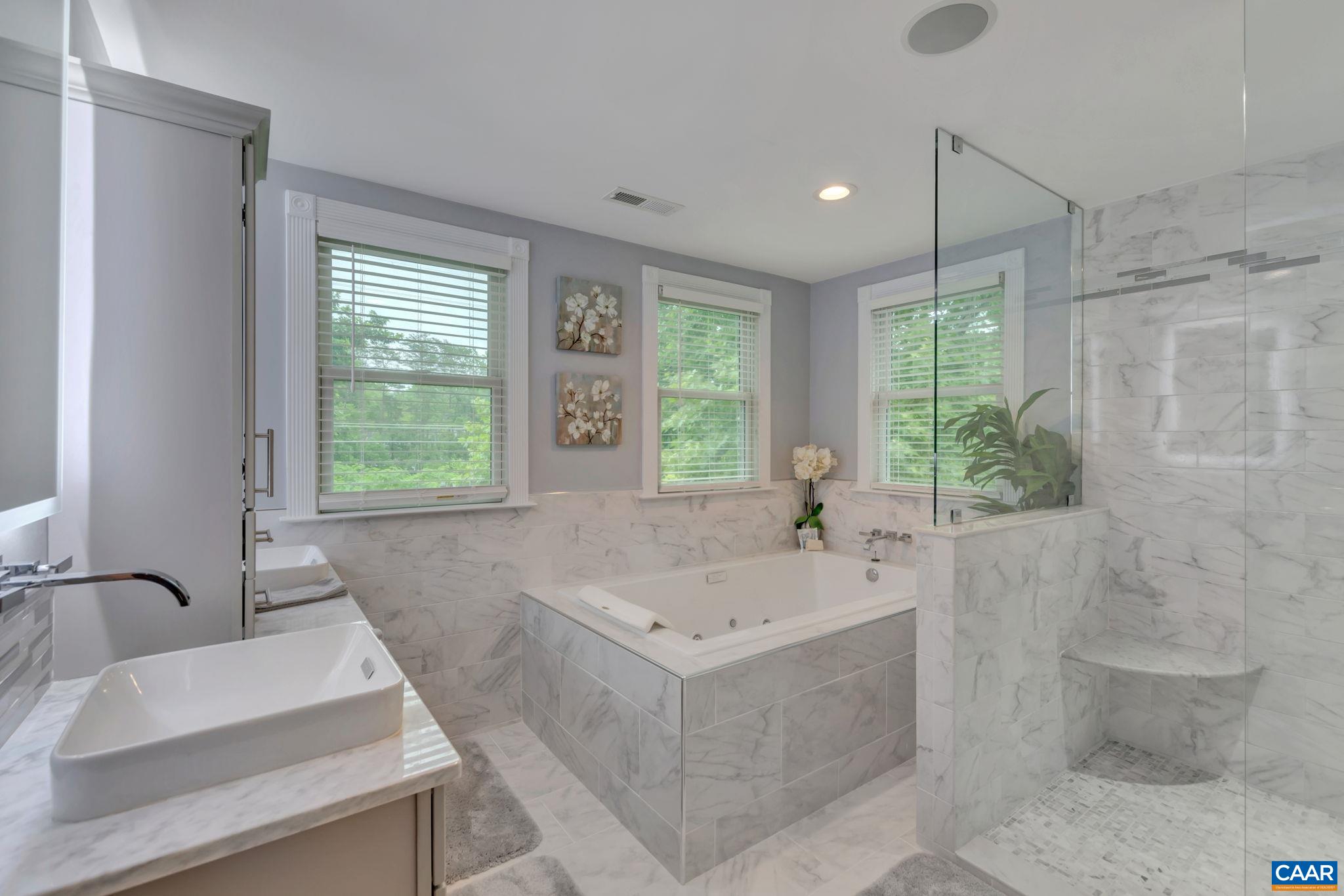 3195 MALBON DR