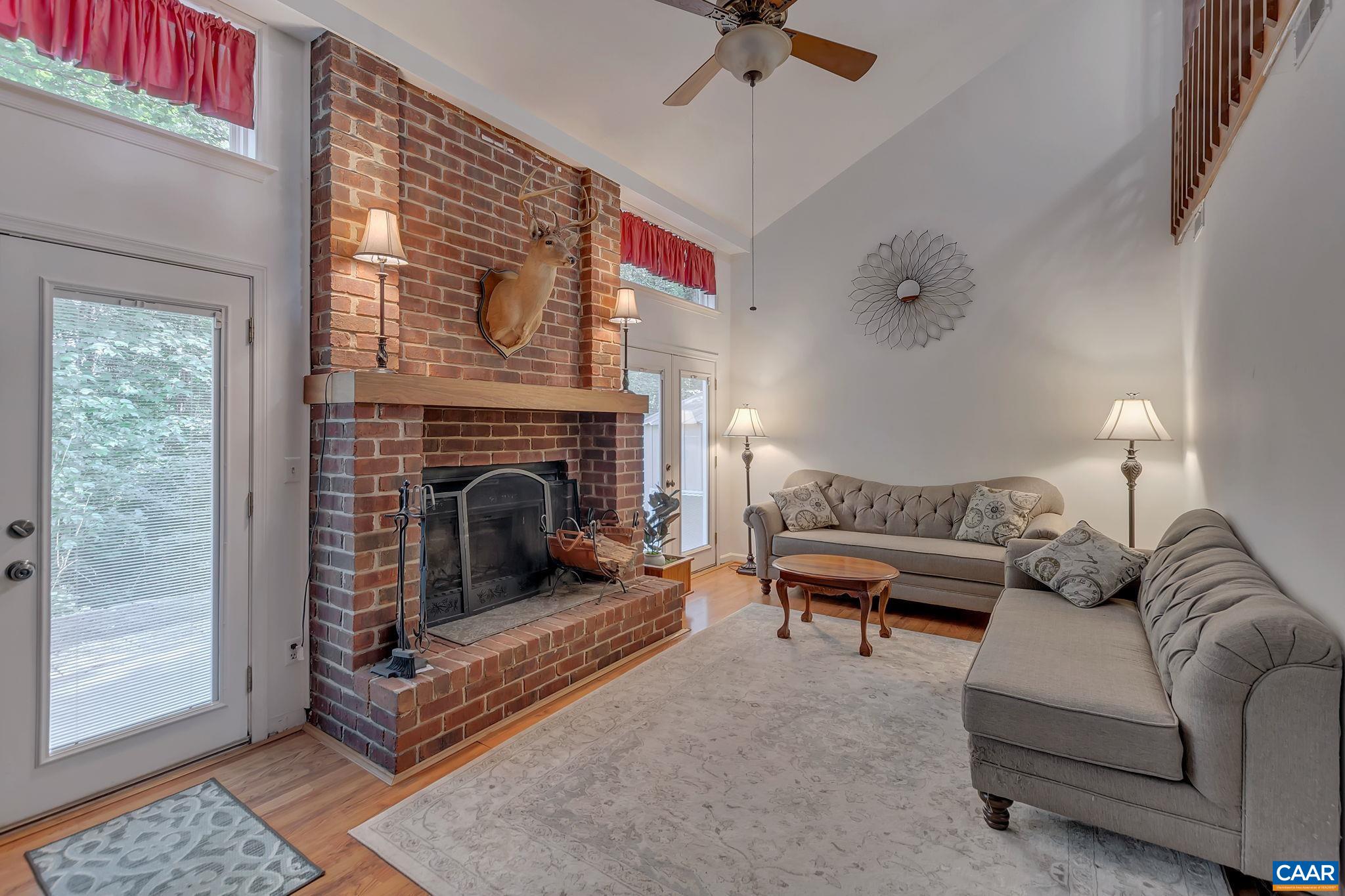 2456 WHITNEY CT