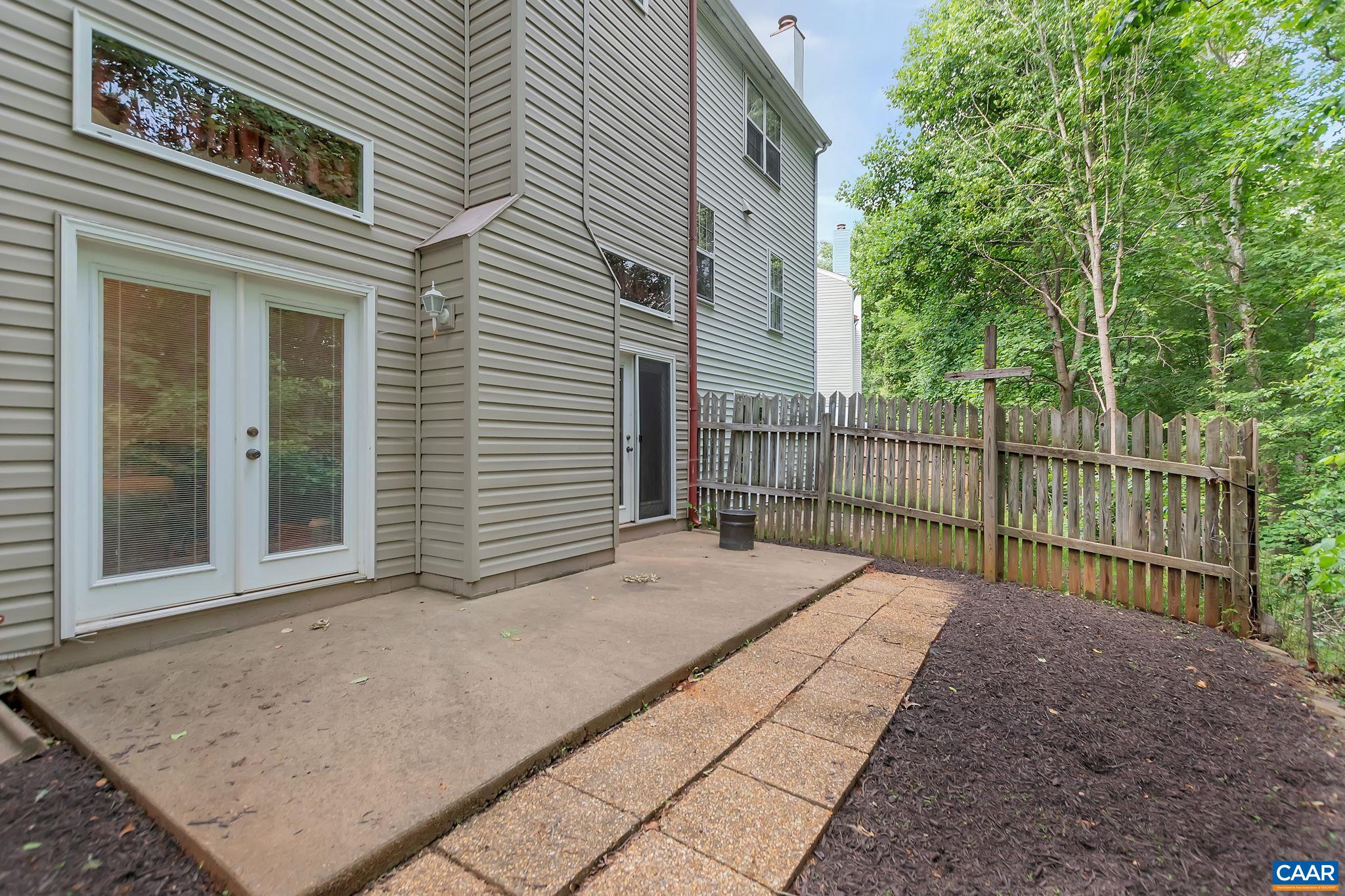 2456 WHITNEY CT