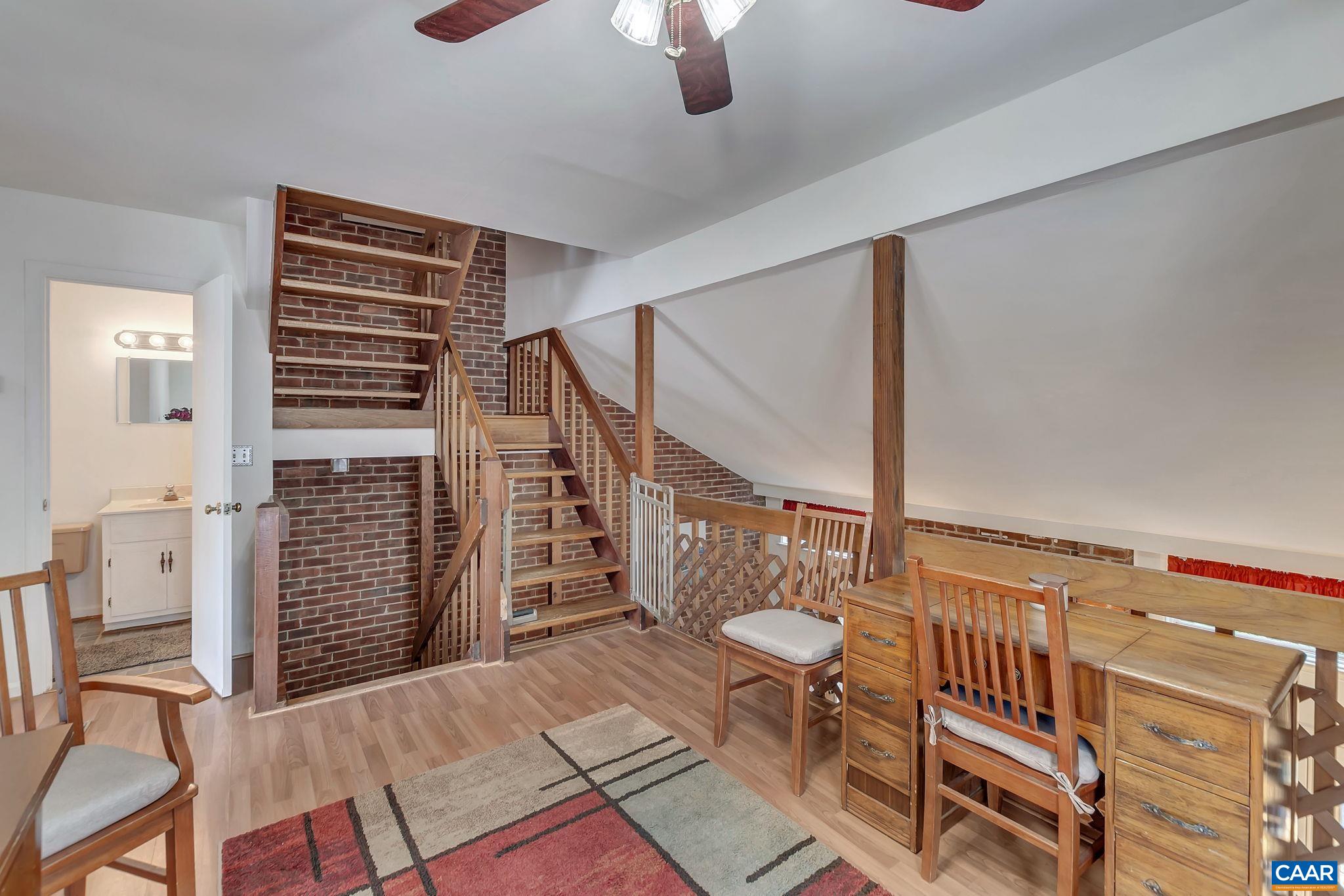2456 WHITNEY CT