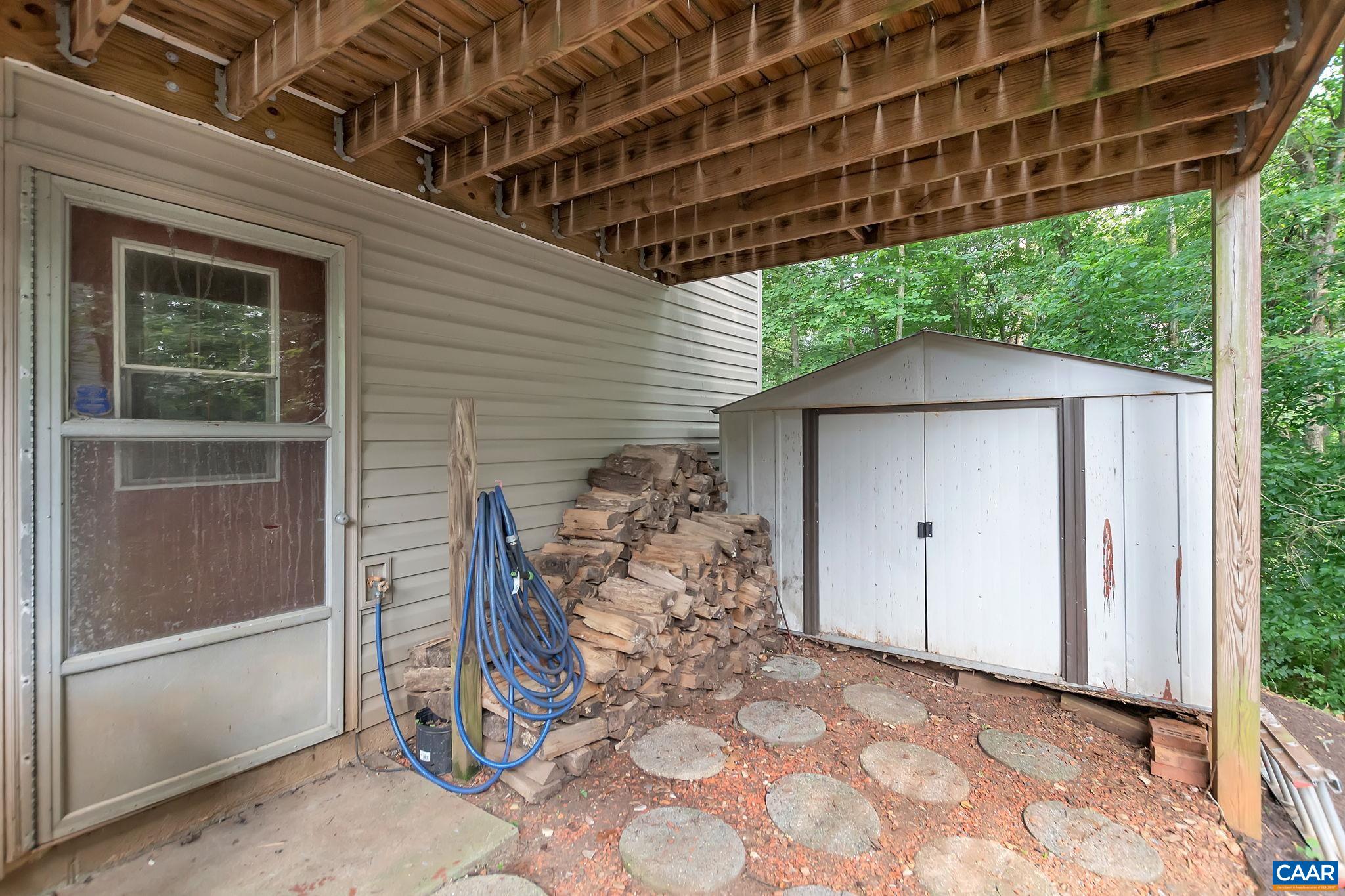 2456 WHITNEY CT