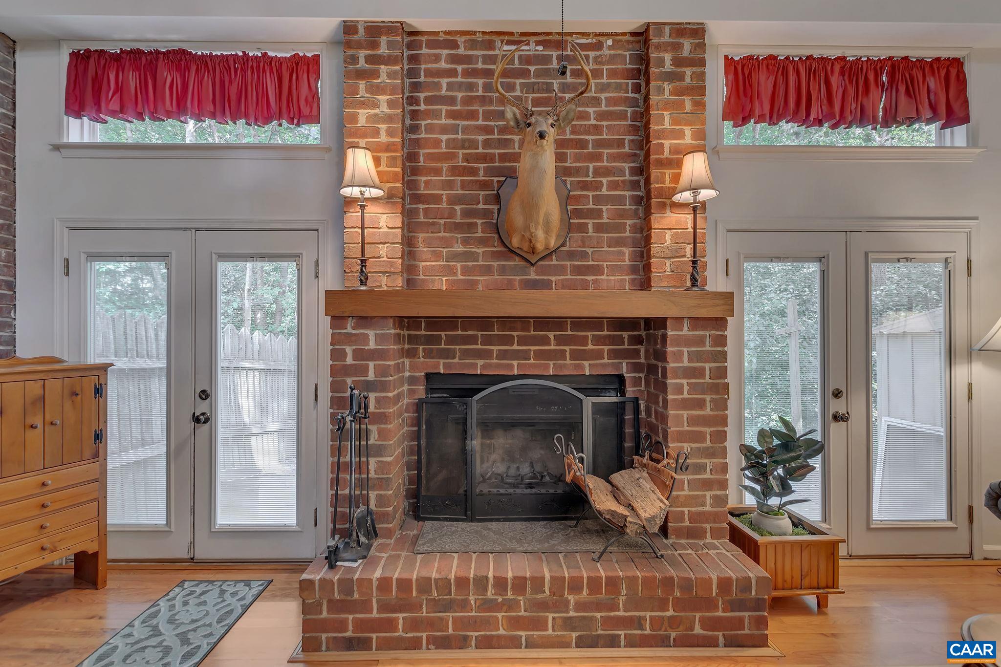 2456 WHITNEY CT