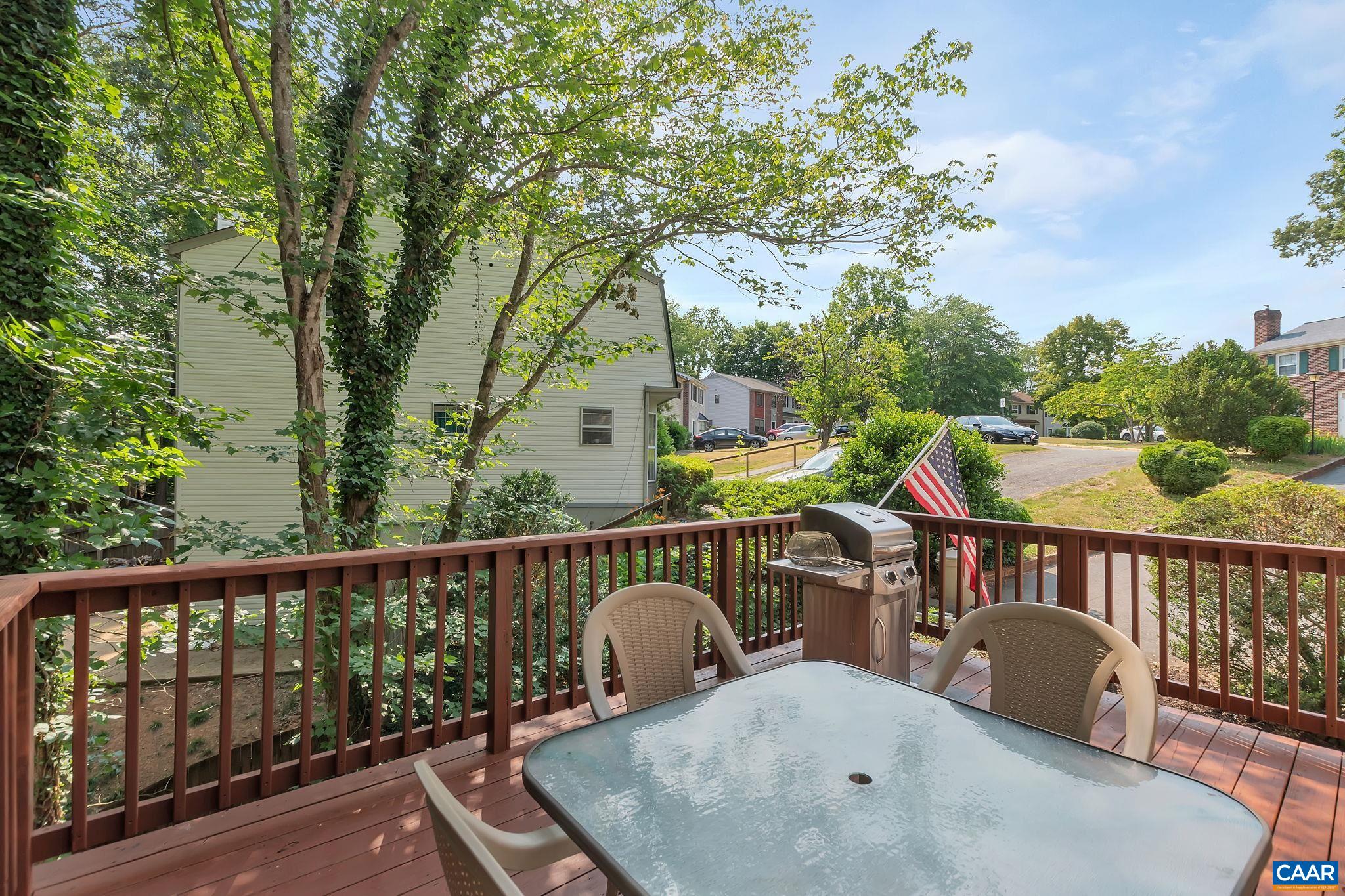 2456 WHITNEY CT