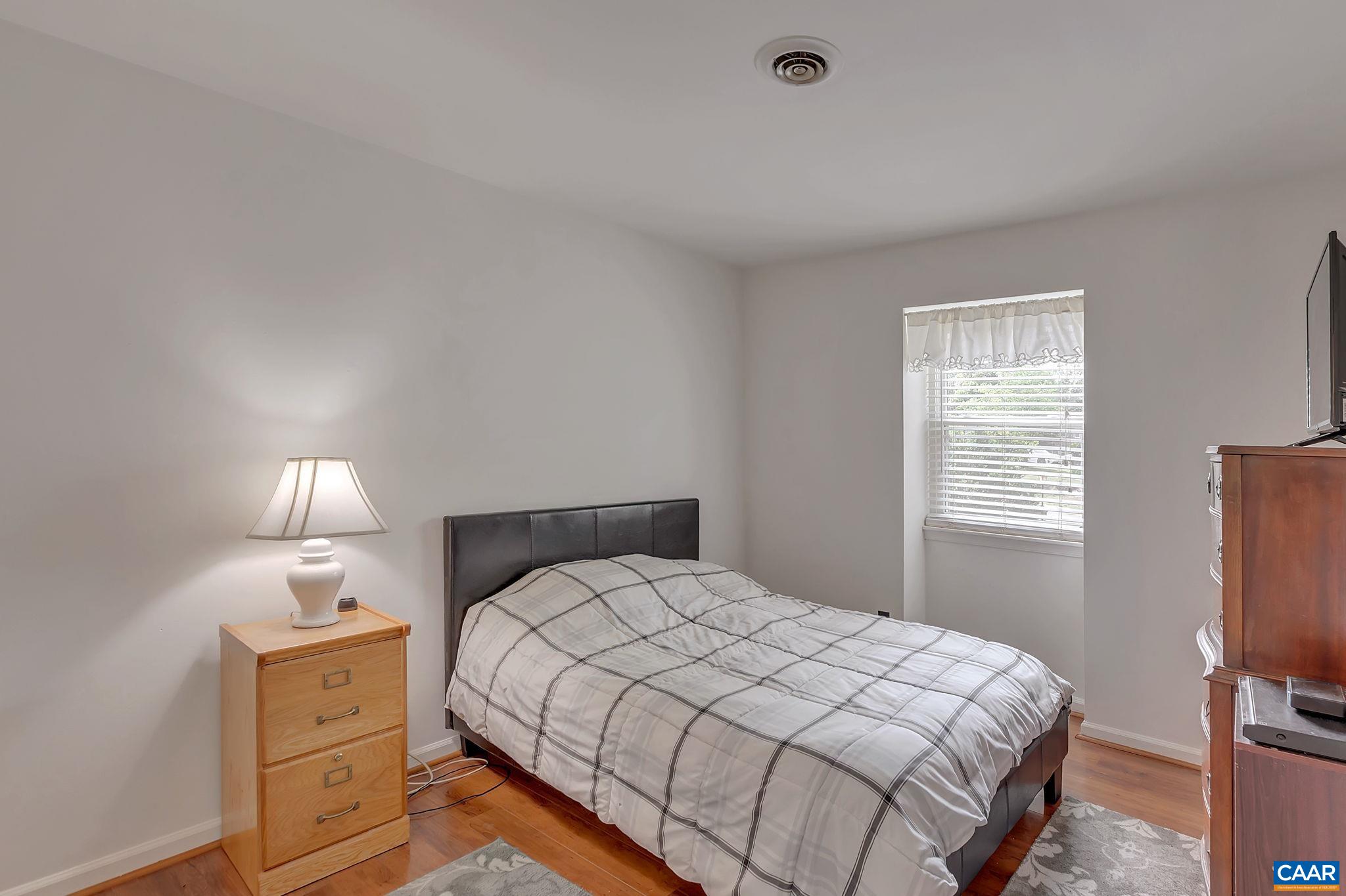 2456 WHITNEY CT