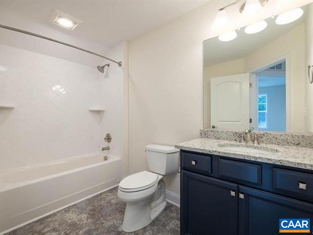 6 RIDGEVIEW DR
