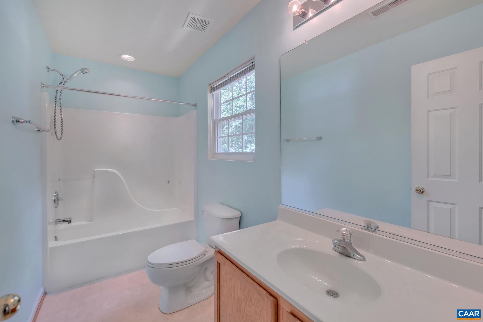 2 RIVERSIDE DR