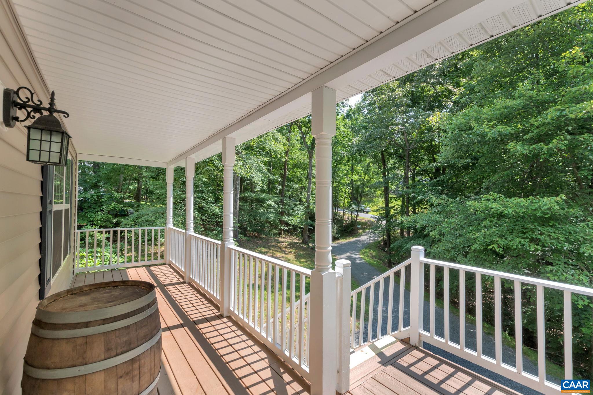 2 RIVERSIDE DR