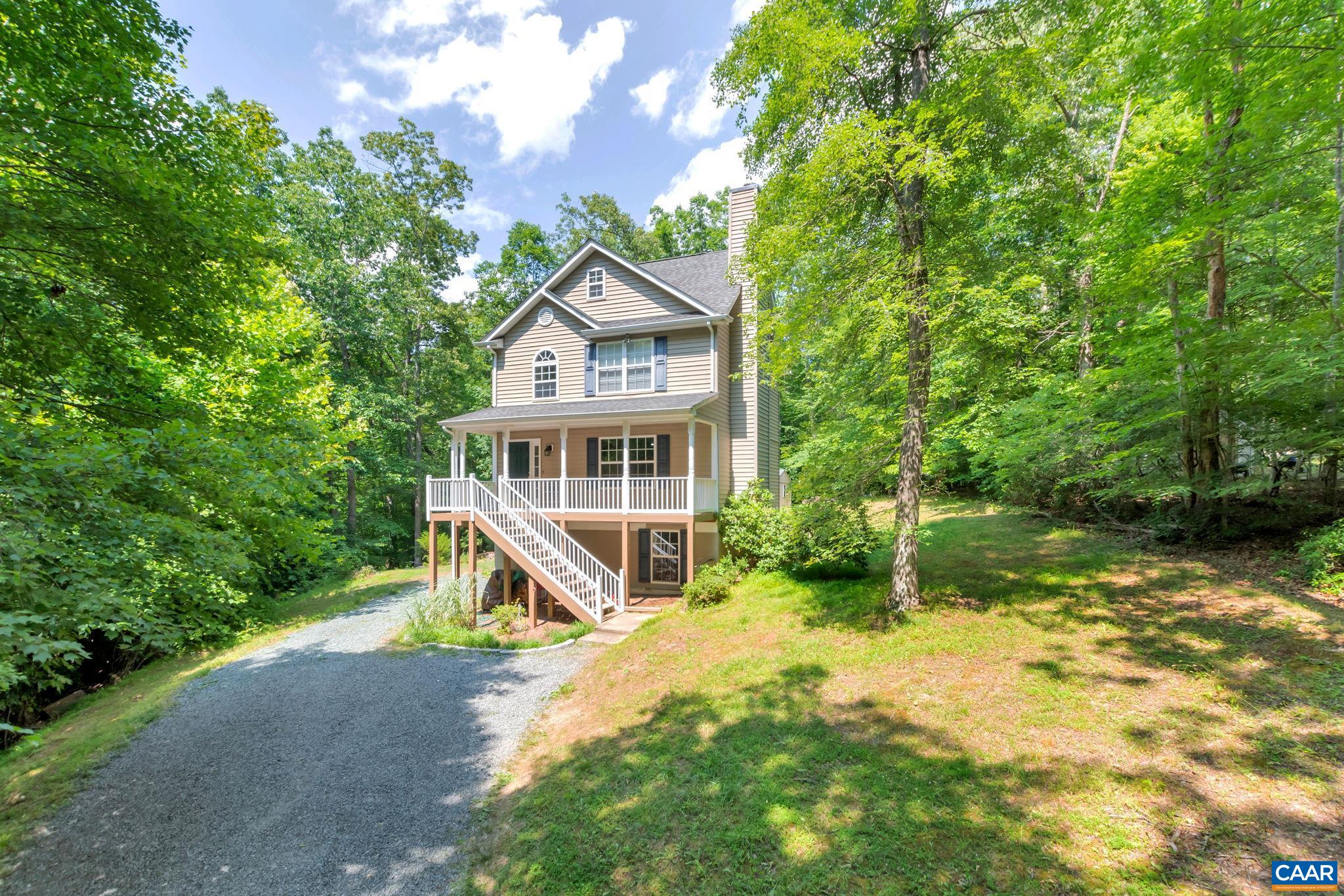 2 RIVERSIDE DR