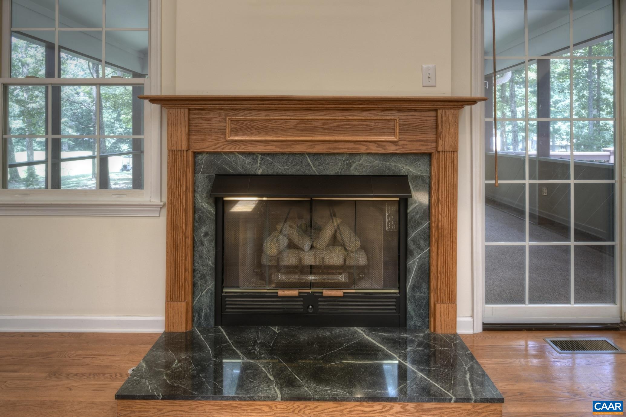 182 JEFFERSON DR