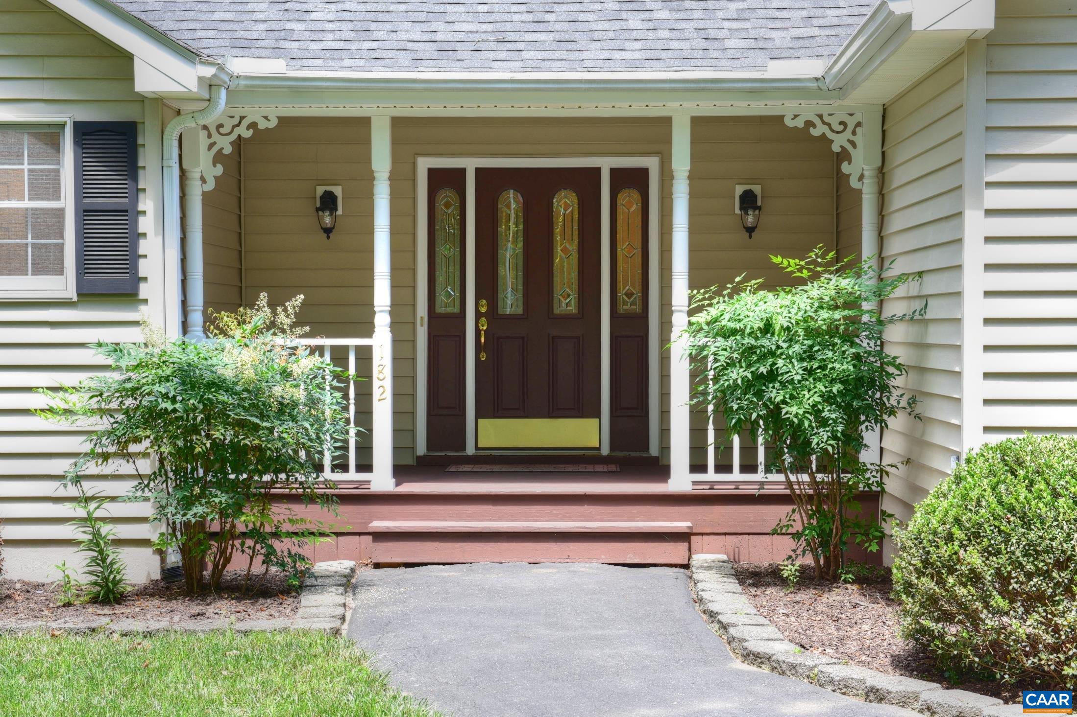 182 JEFFERSON DR