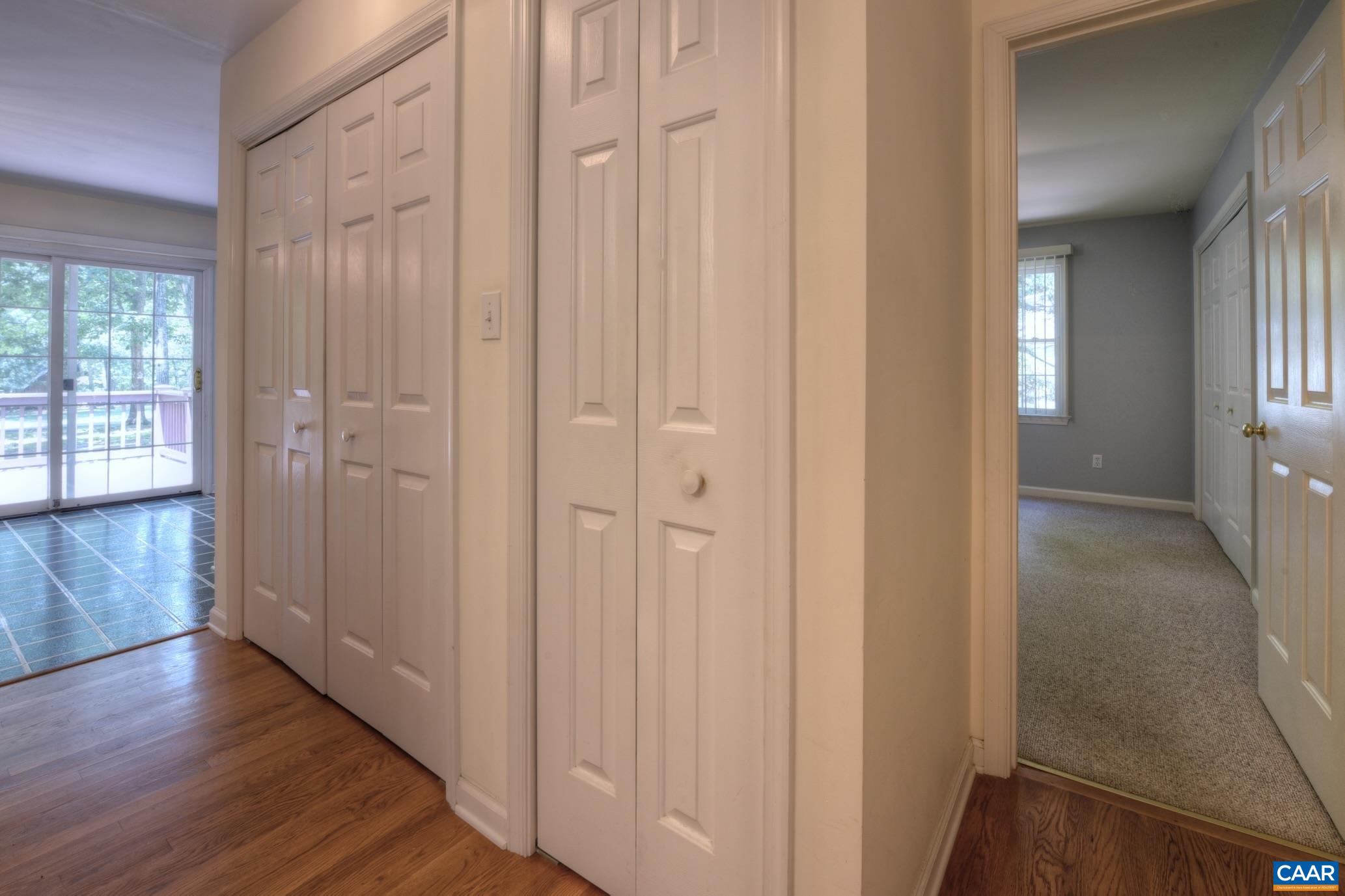 182 JEFFERSON DR