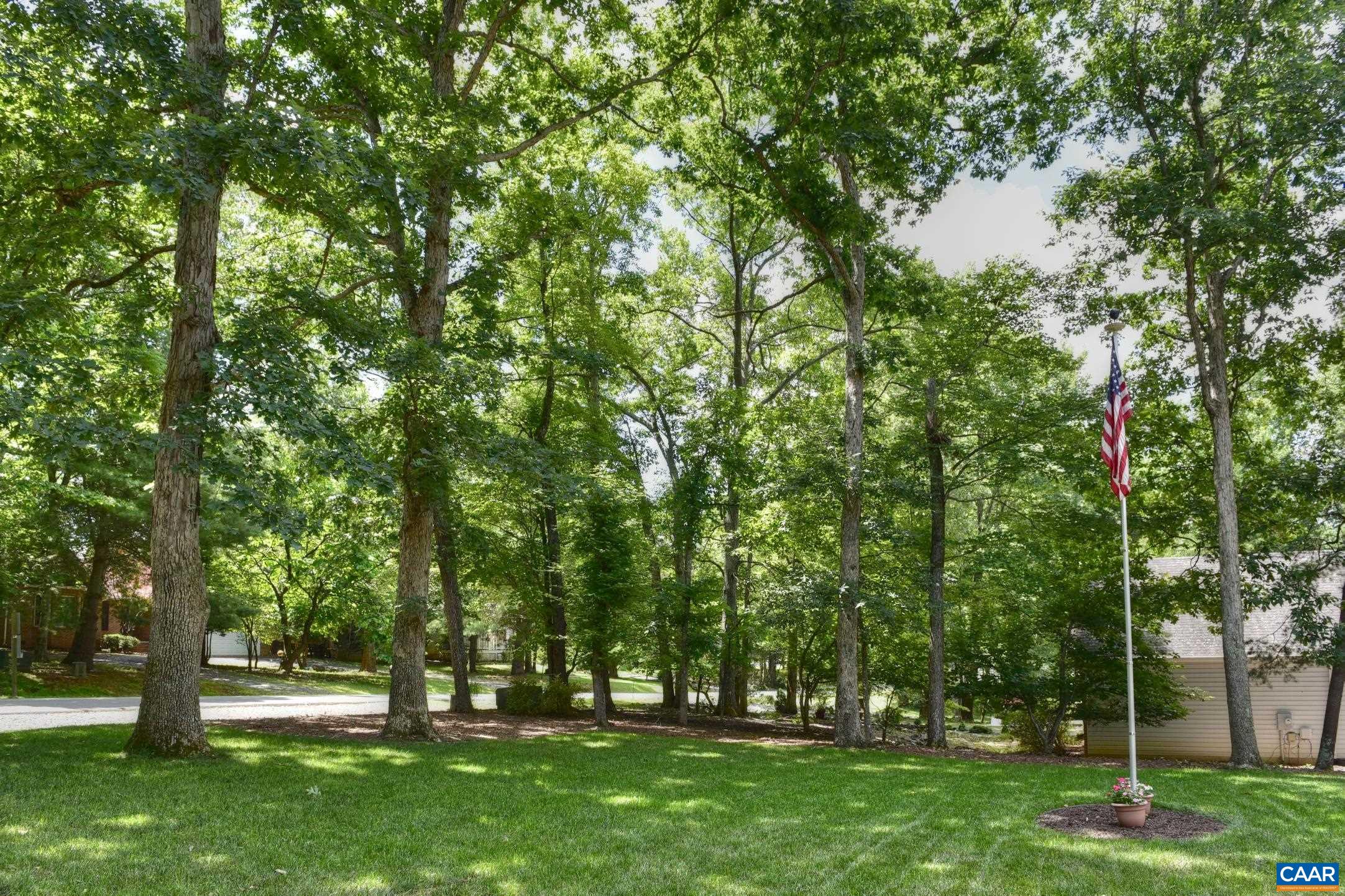 182 JEFFERSON DR
