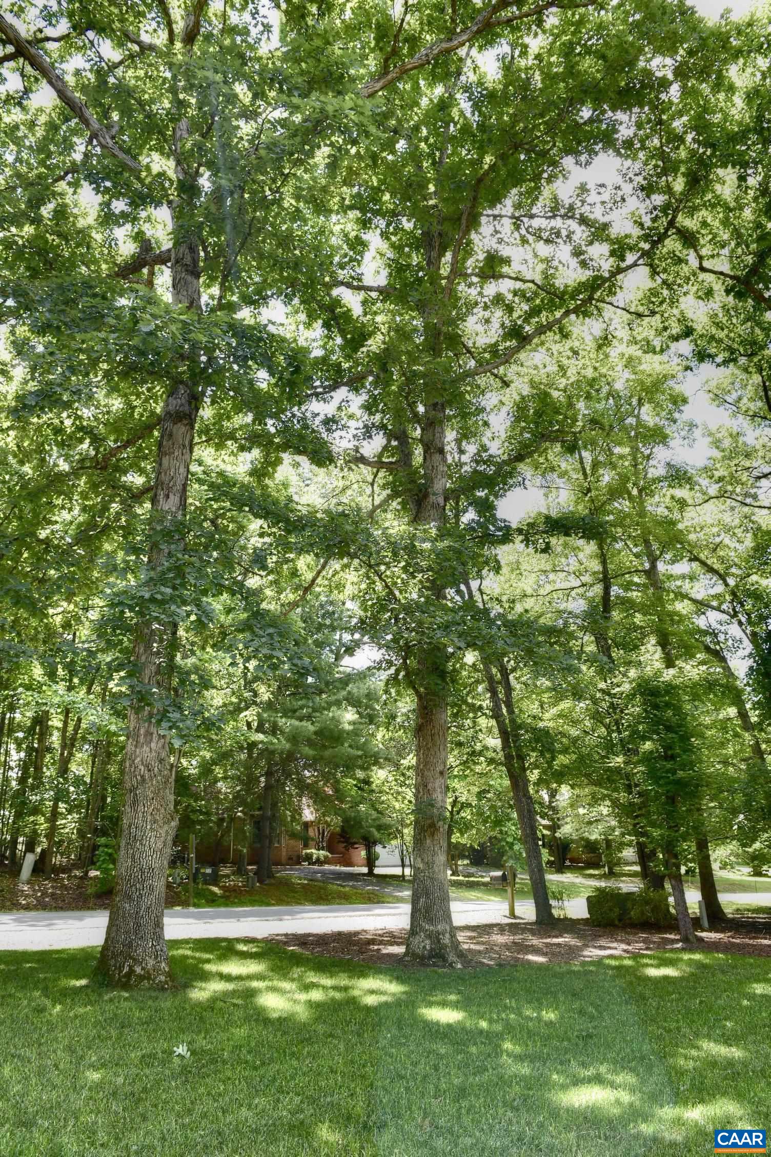 182 JEFFERSON DR