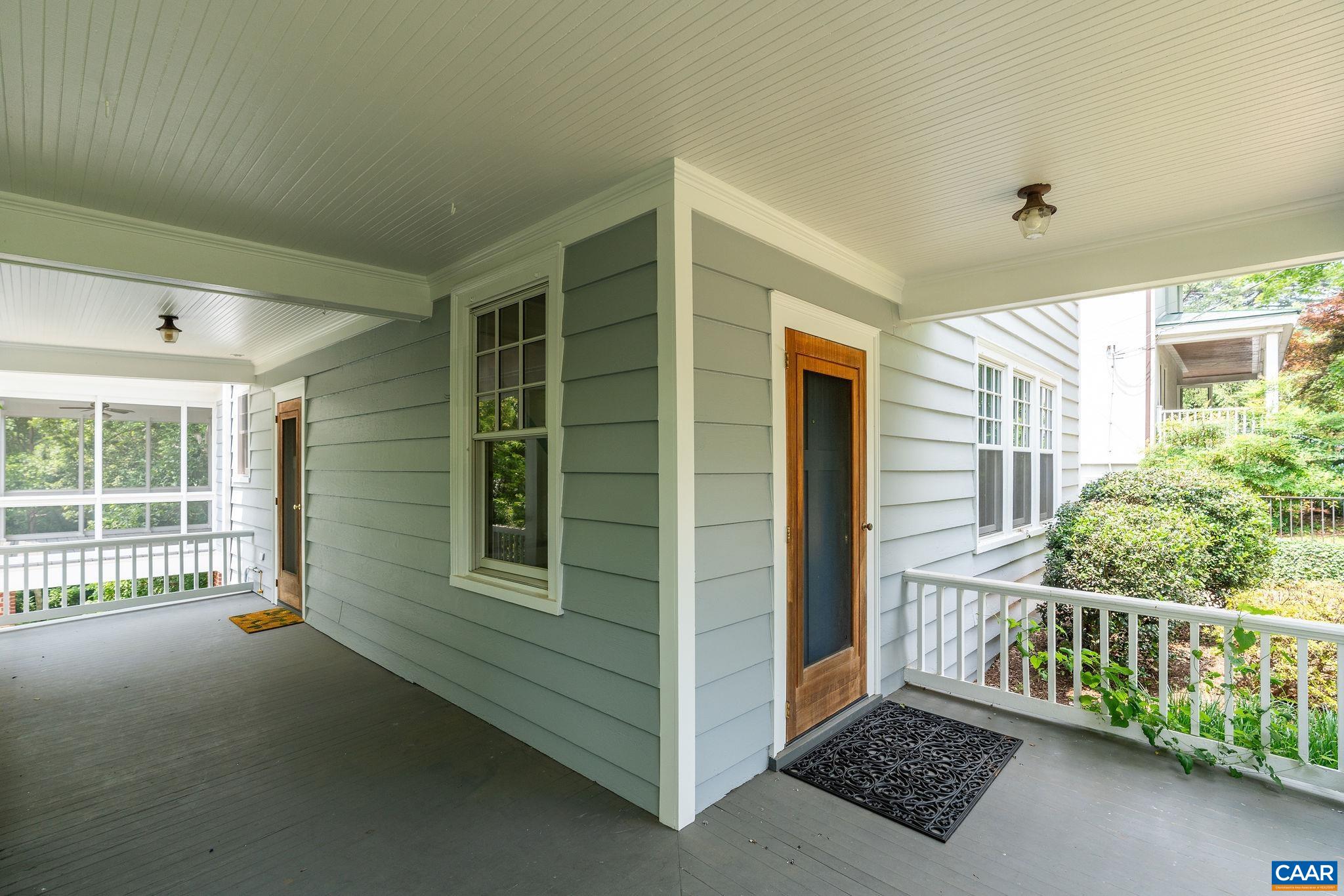 727 LOCUST AVE