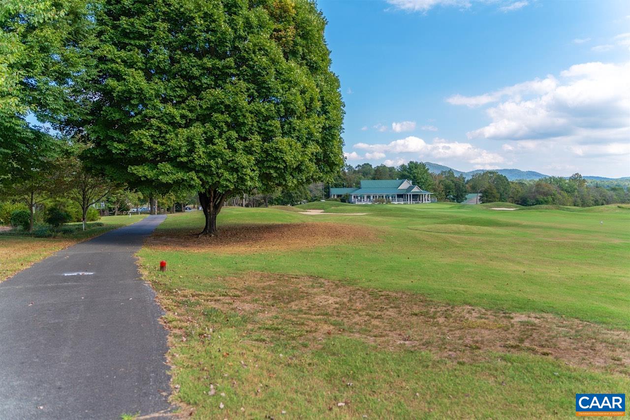53 CEDAR MEADOW DR