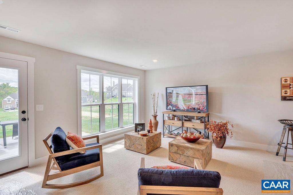 5089 MARY JACKSON CT