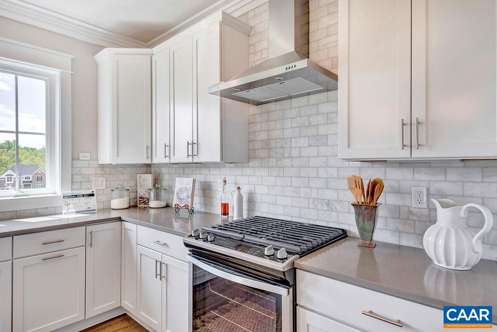 5089 MARY JACKSON CT
